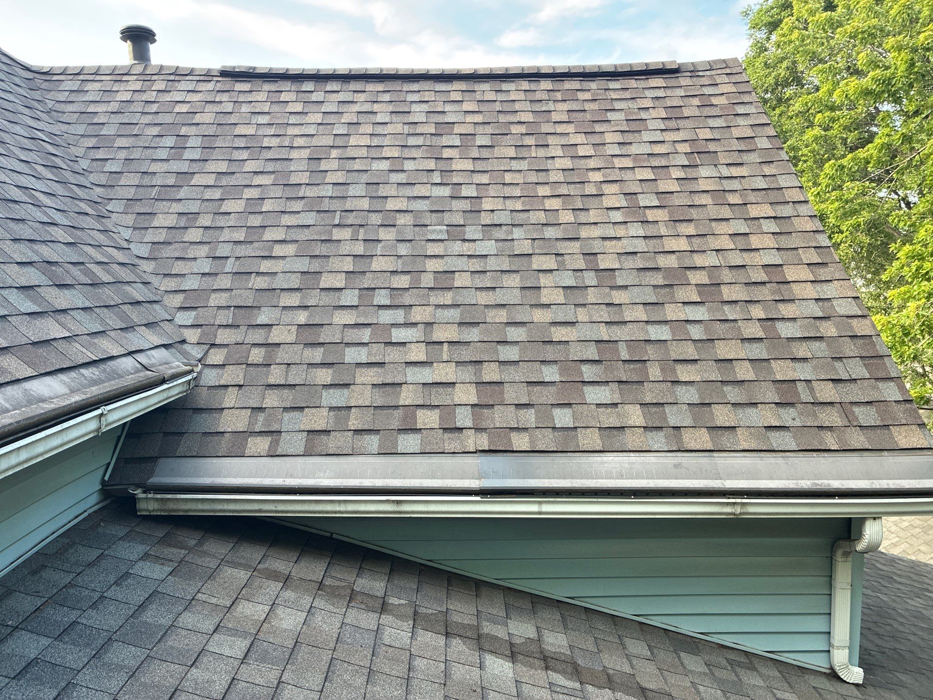 Roof Replacement in Springfield, Illinois by Acosta Angeli Roofing