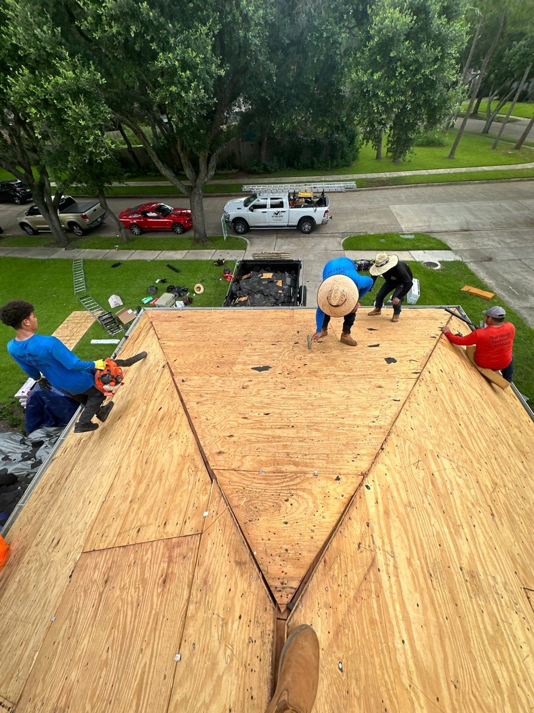 Residential Roofing Installation using Owen's Corning Duration (Lifetime) Shingles by Roof Repair Company