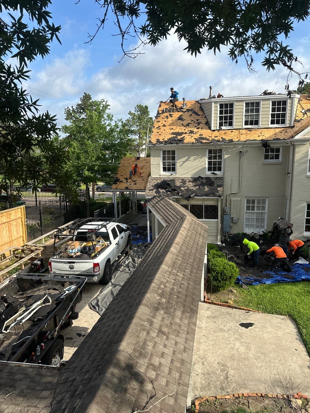 Roof Replacement Houston by Roof Repair Company