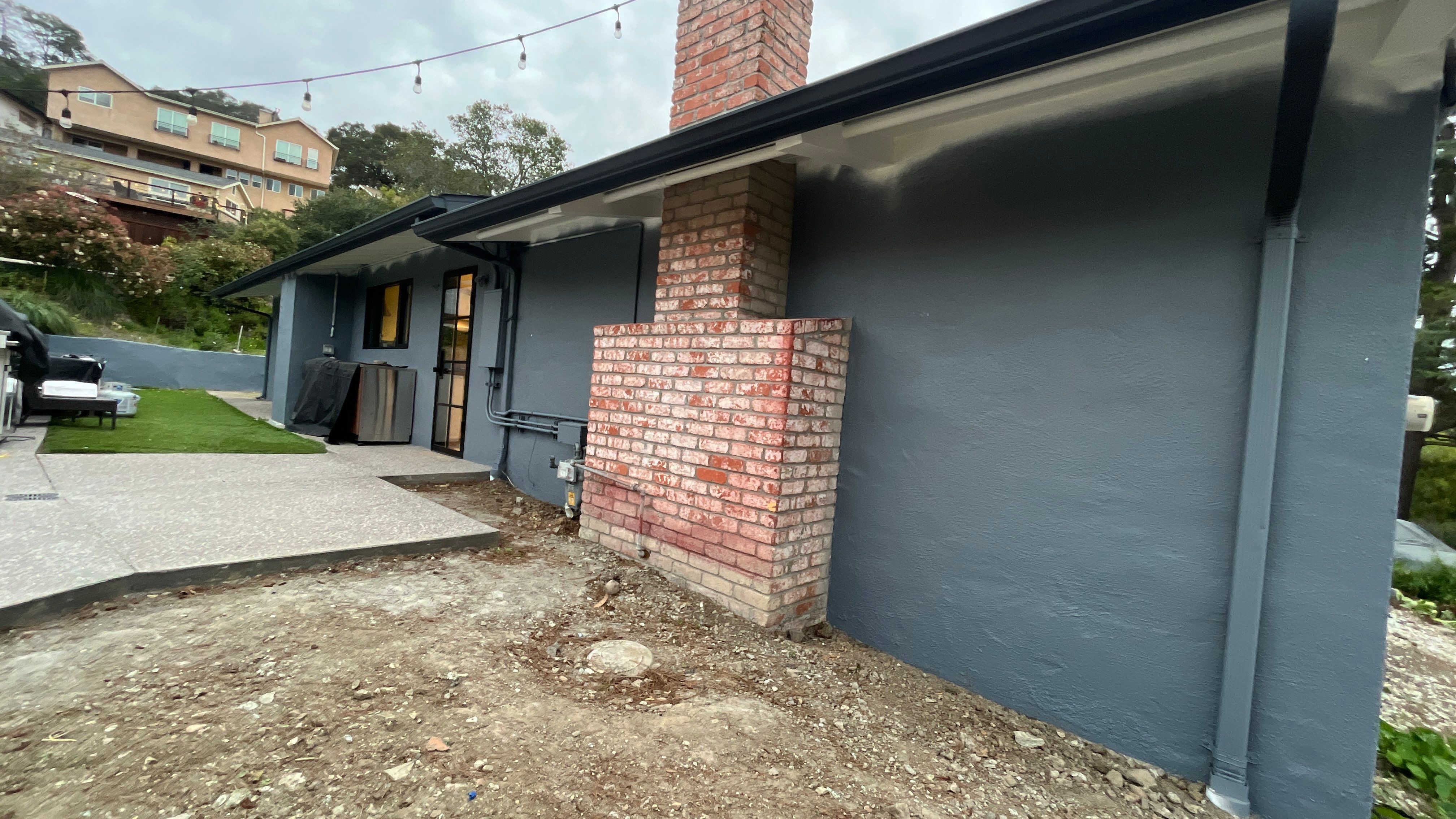 modern painting Exterior modern painting by Herrera’s Bay Area Painting inc.