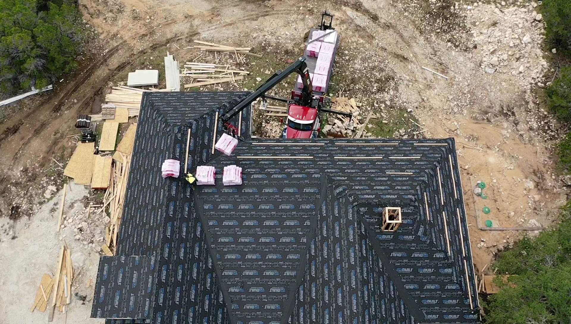 New Home Construction using Owens Corning 30 year Architectural Shingles by Premier Roofing and Contracting