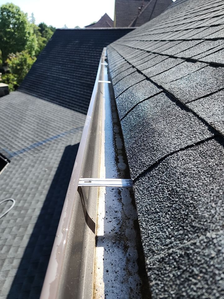 House Wash using cleaner by Power Wash Masters LLC