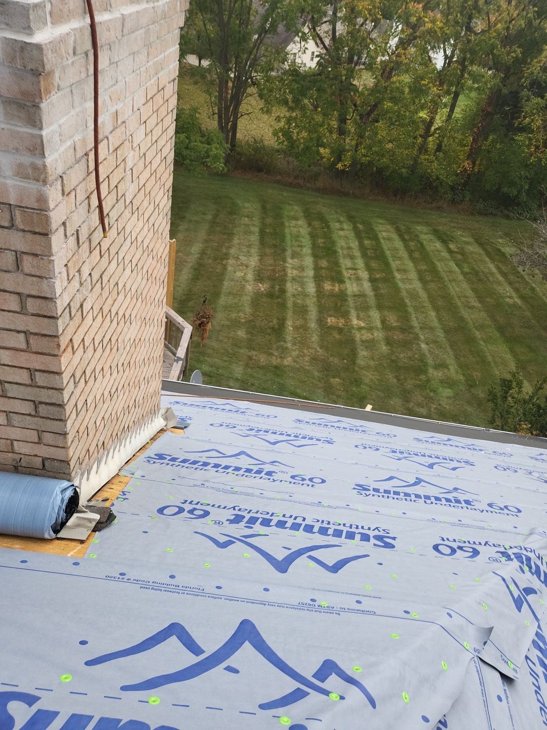 ATLAS PINNACLE COLOR: BLACK SHADOW, DRIP EDGE: BLACK by Eagle Eye Roofing
