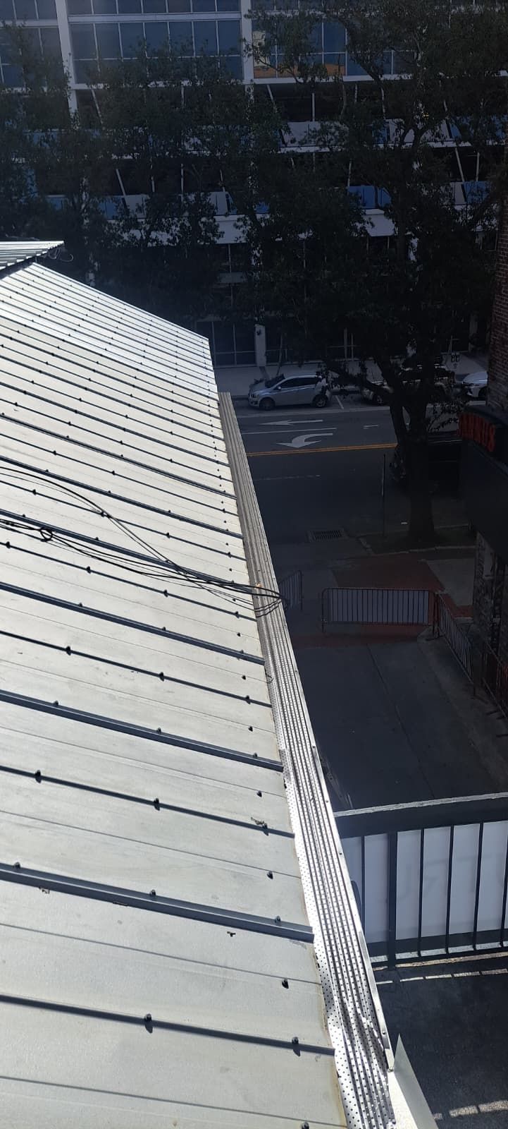 Gutter Clean and Gutter Guard Installation in Saint Petersburg FL by Gutter Professors