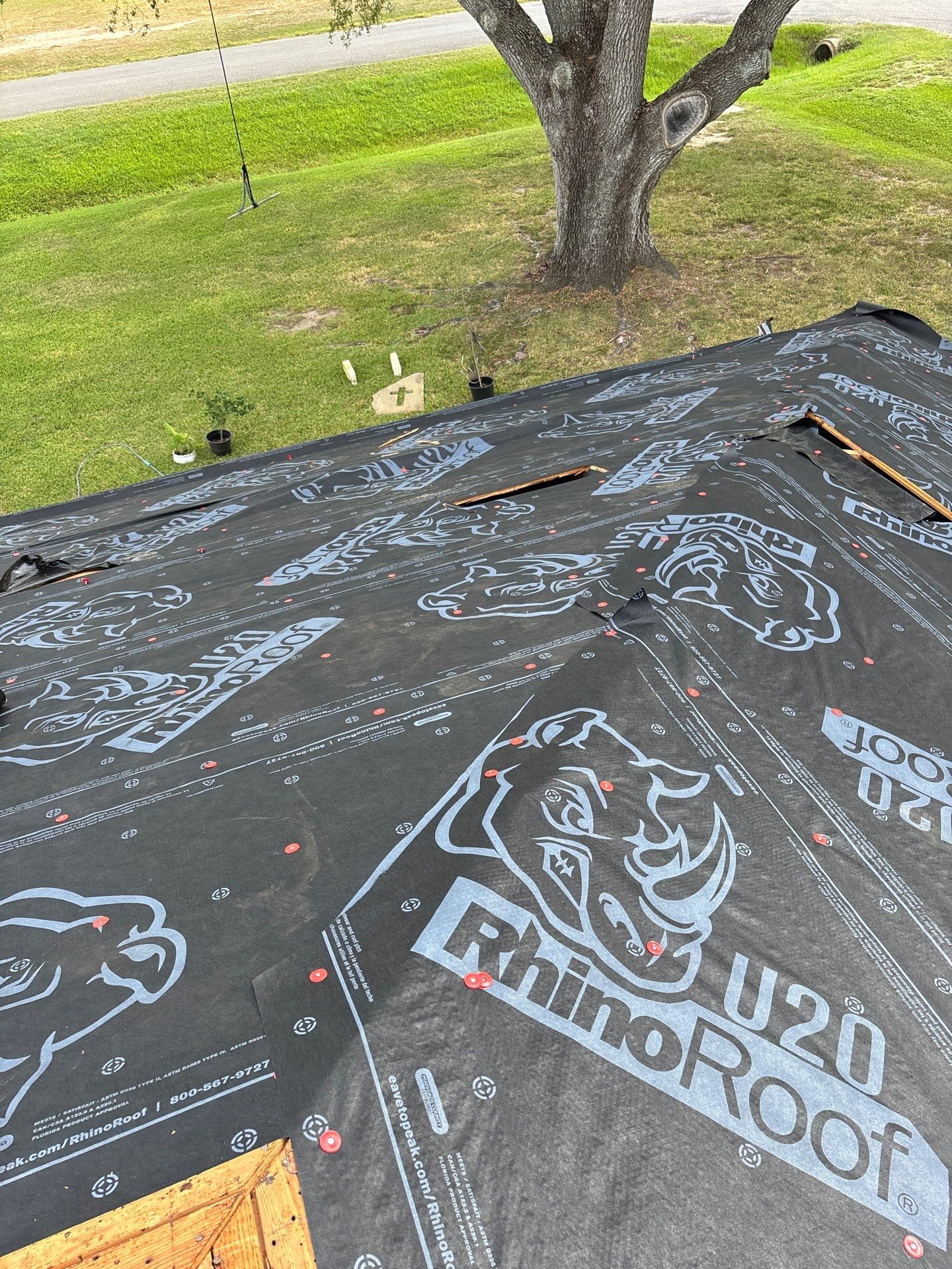 Residential Roofing Installation using Owen's Corning Duration (Lifetime) Shingles by Roof Repair Company