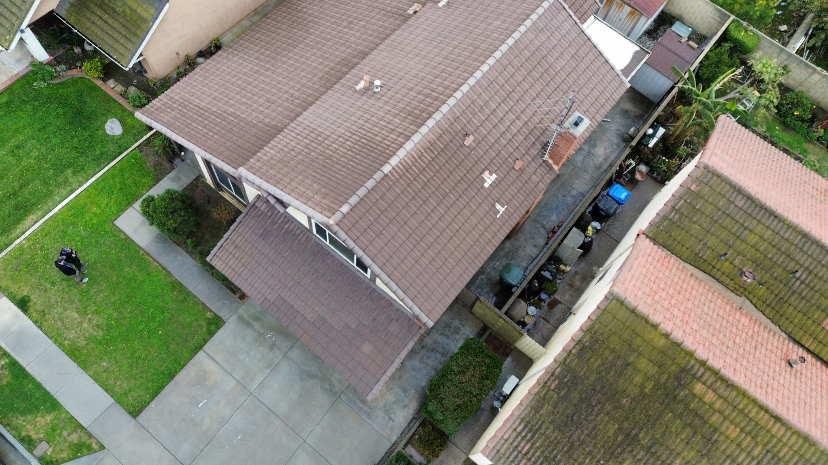 Roof Cleaning SAFECO by Pirate Pete’s Power Washing