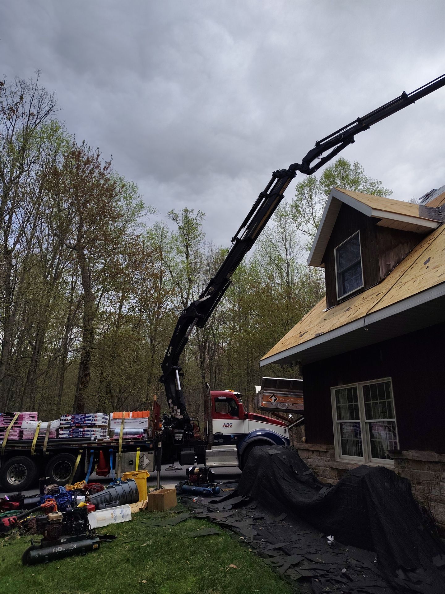 Roofing Installation using Gaf Hdz Architectural Shingle -Barkwood by Teflon Roofing