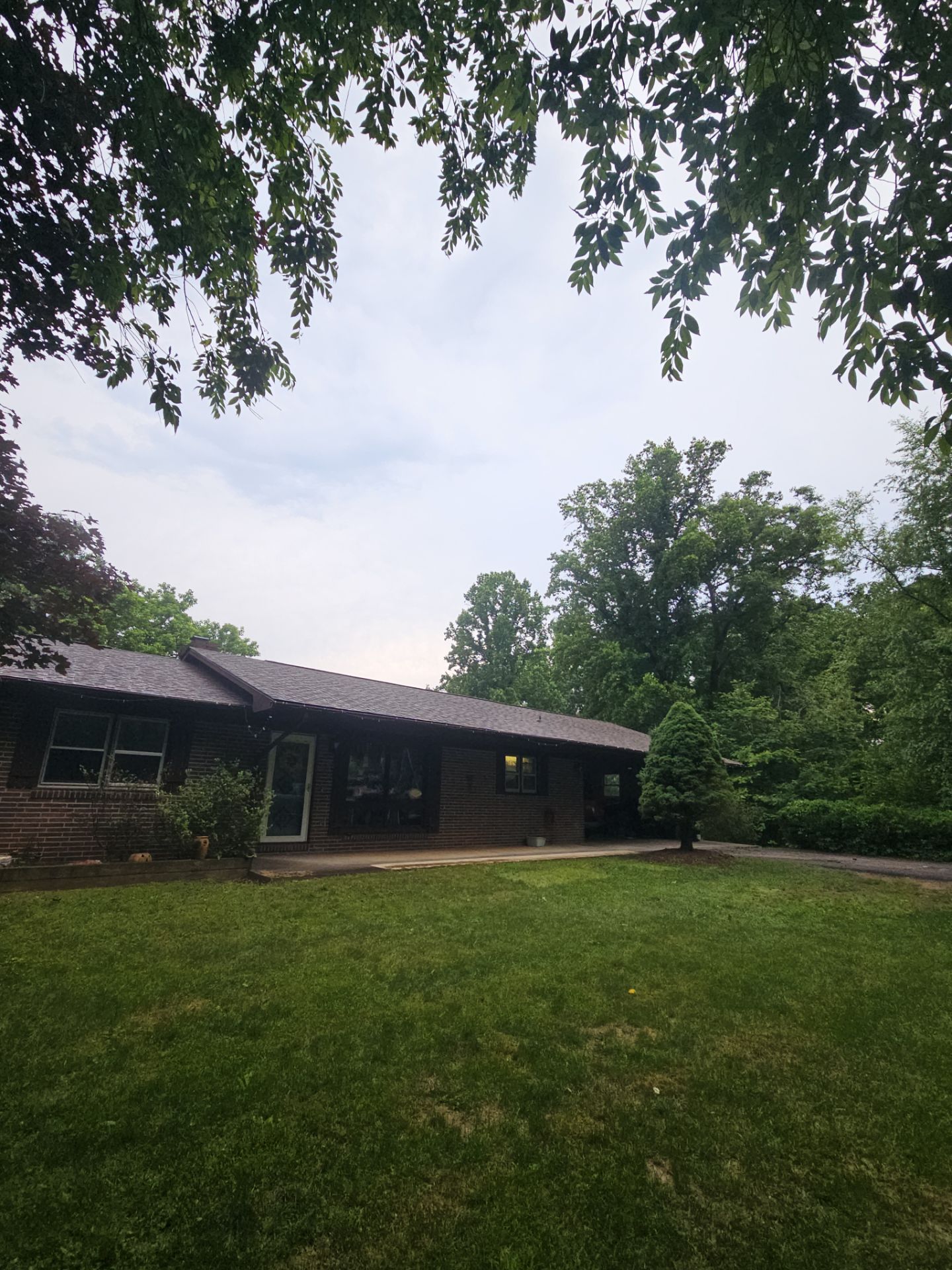 Phillips Residence by Omnia Roofing