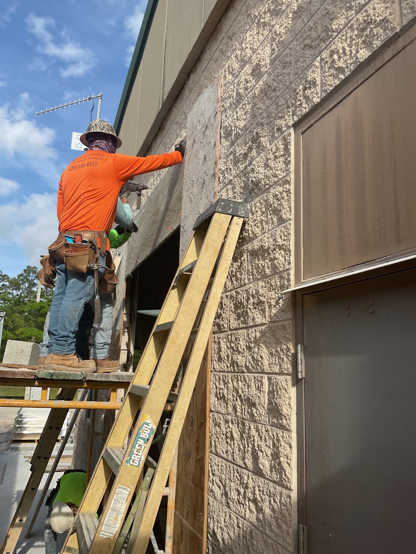 NORTH LEE COUTY EXPANSION by Southern Gulf Construction
