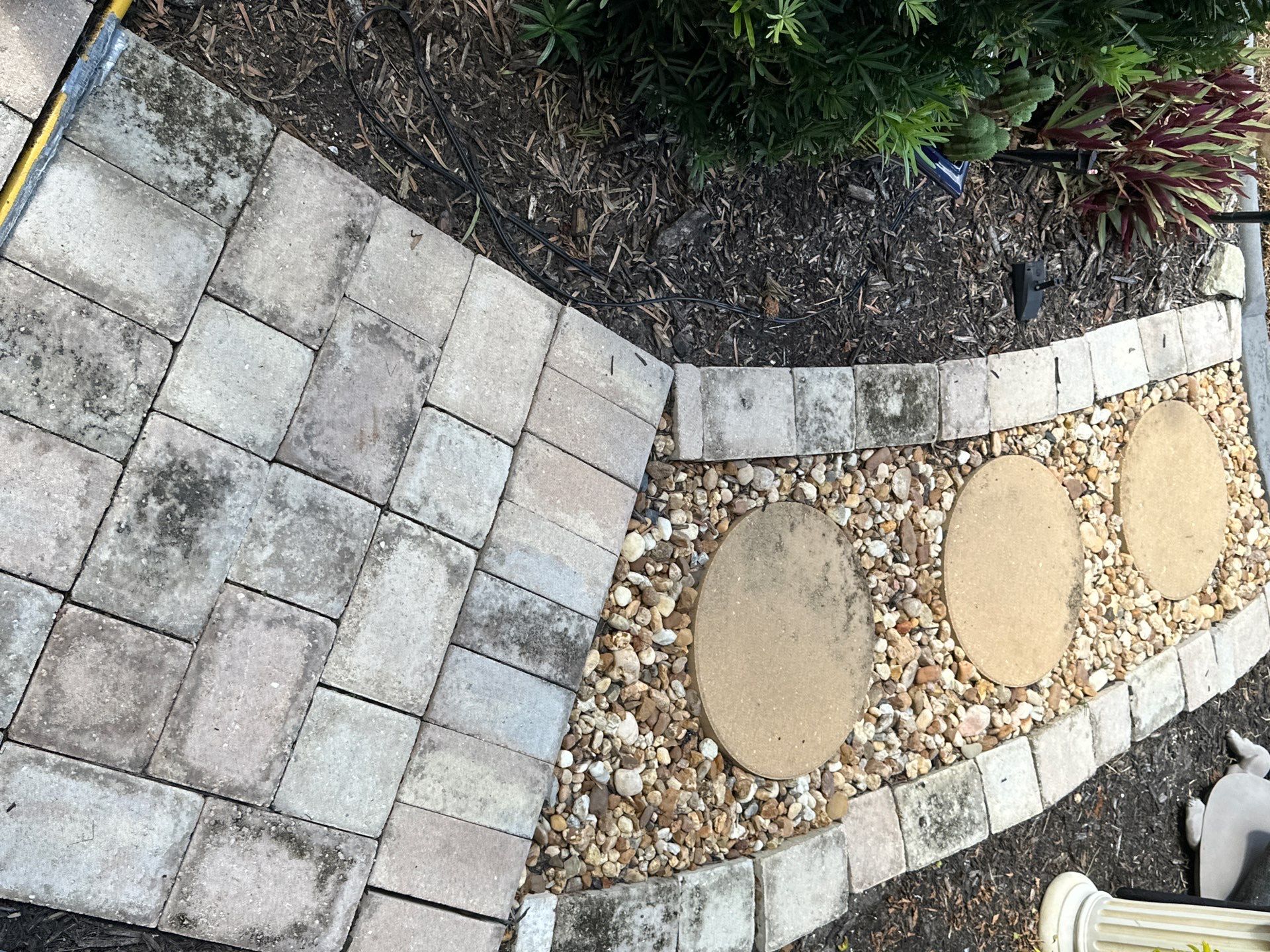 Paver Driveway, Pool Deck, Outdoor Furniture & Culvert Cleaning in Winding River Community, Bradenton, FL | Sunshine AquaWash by Sunshine AquaWash