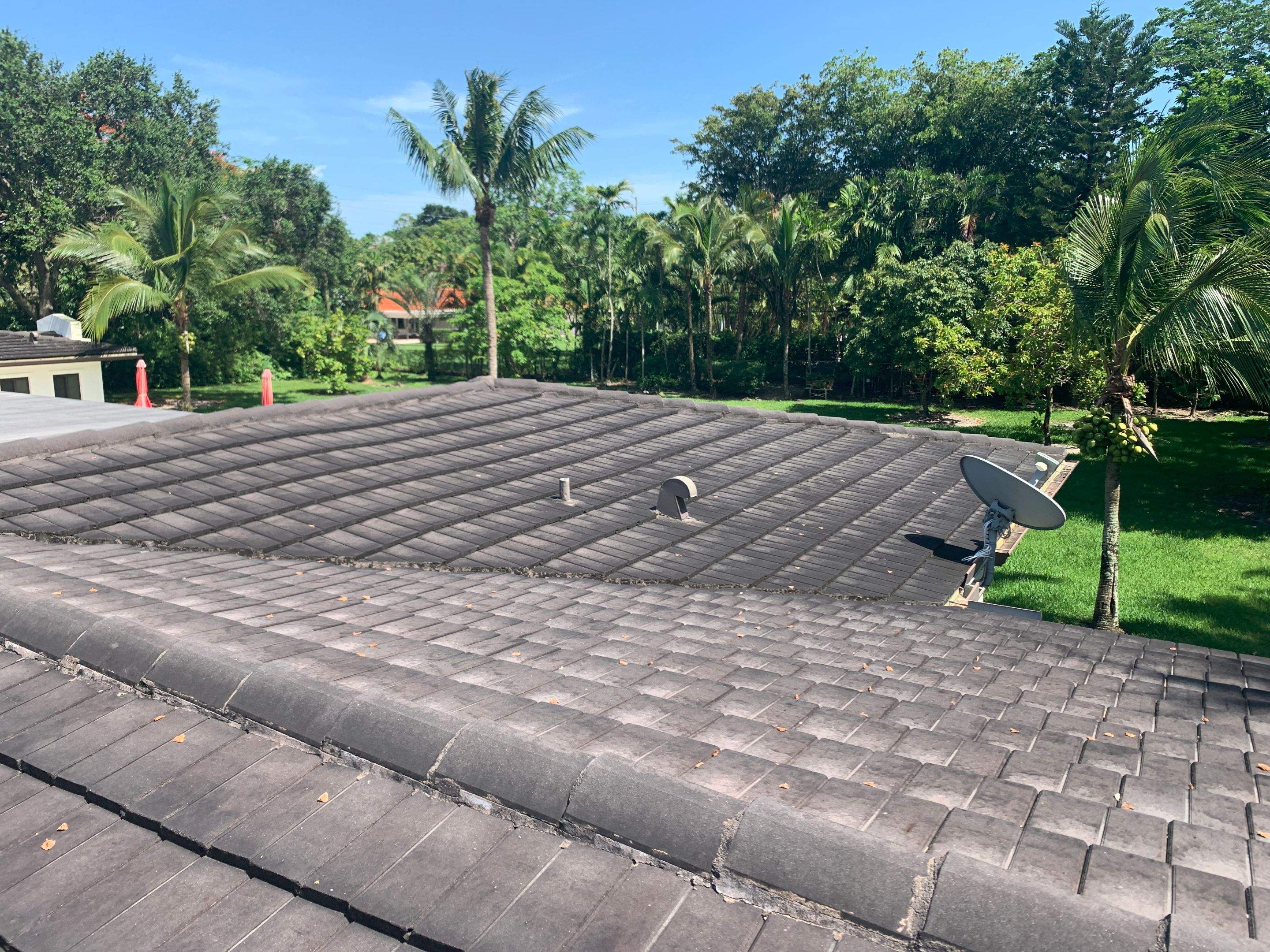Metal Roof - Galvalume - Medium Bronze by Istueta Roofing