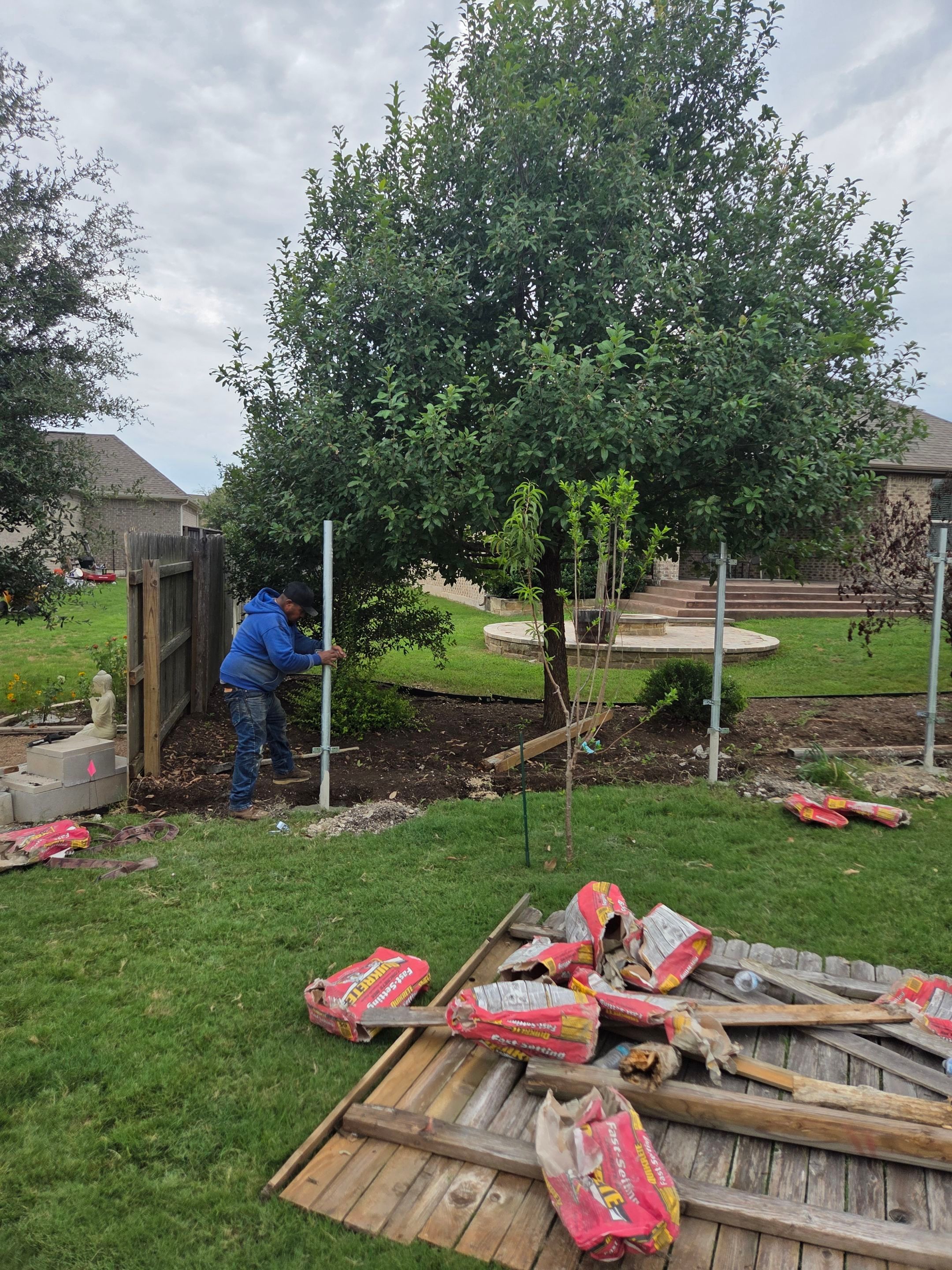 Residential Wood Fence in Austin by RoofsOnly.com