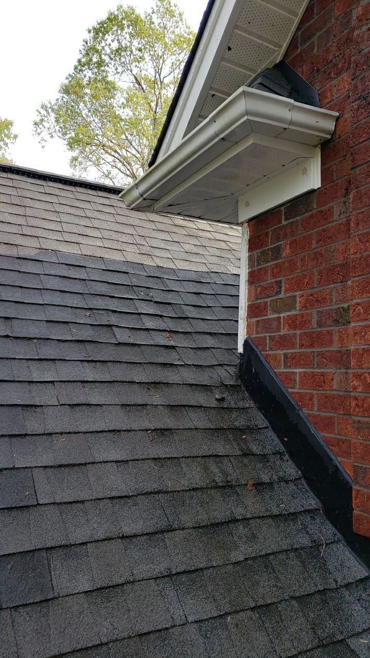 House Wash using cleaner by Power Wash Masters LLC