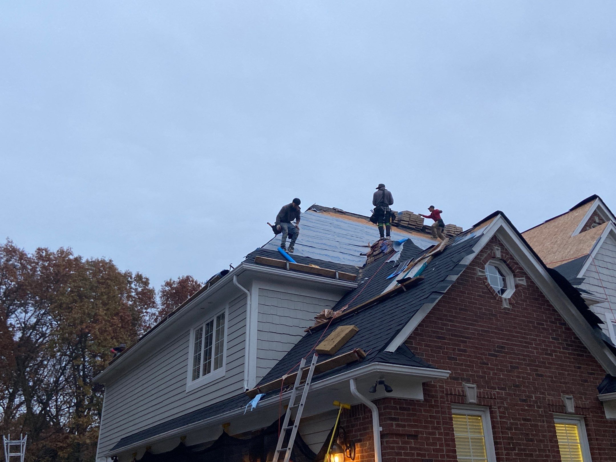 Roof Replacement using CertainTeed Landmark by 180 Contractors