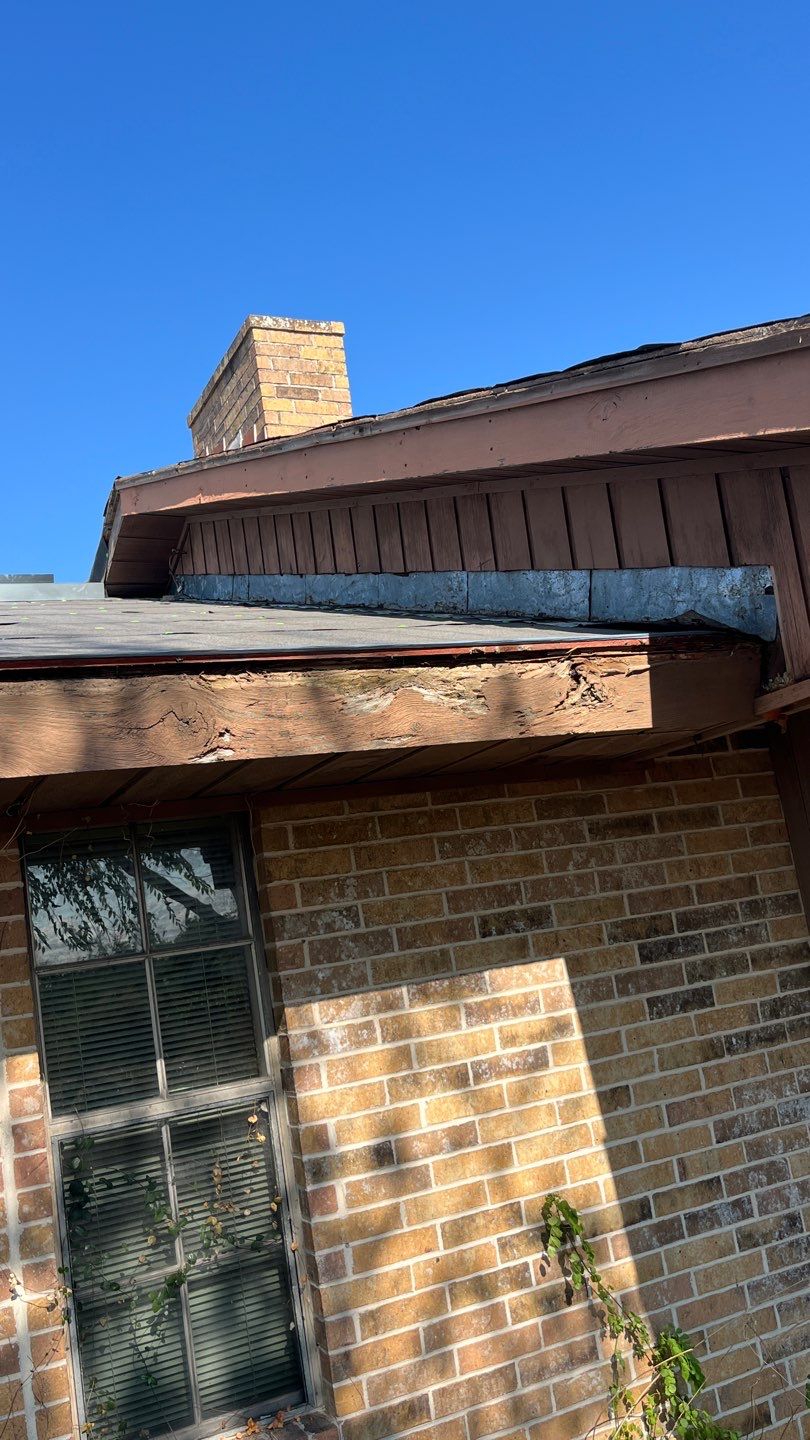 Country Roofing by Bayfront Roofing and Construction