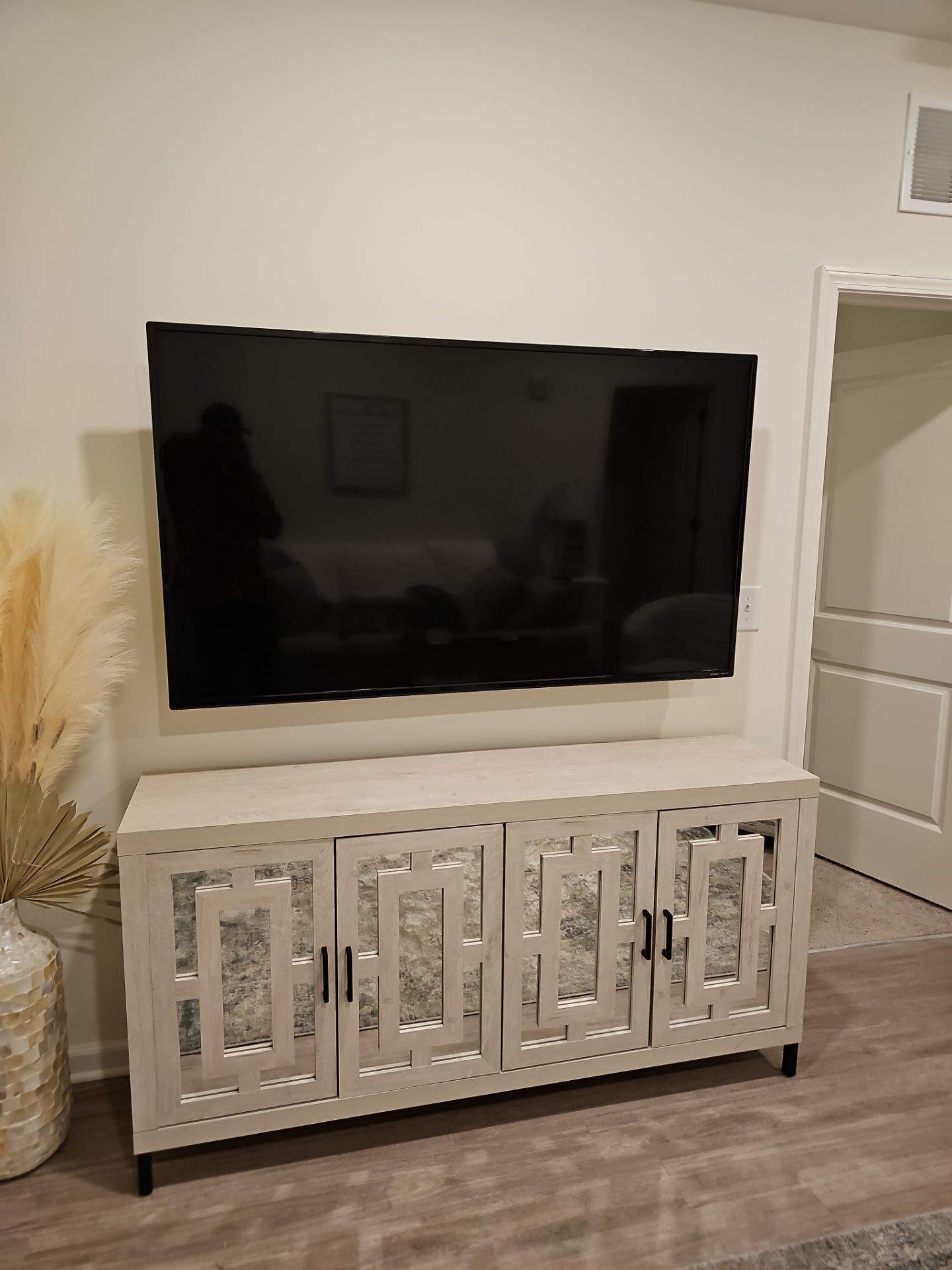 Basic TV Mounting Projects by Hangman Mounting & Installation 