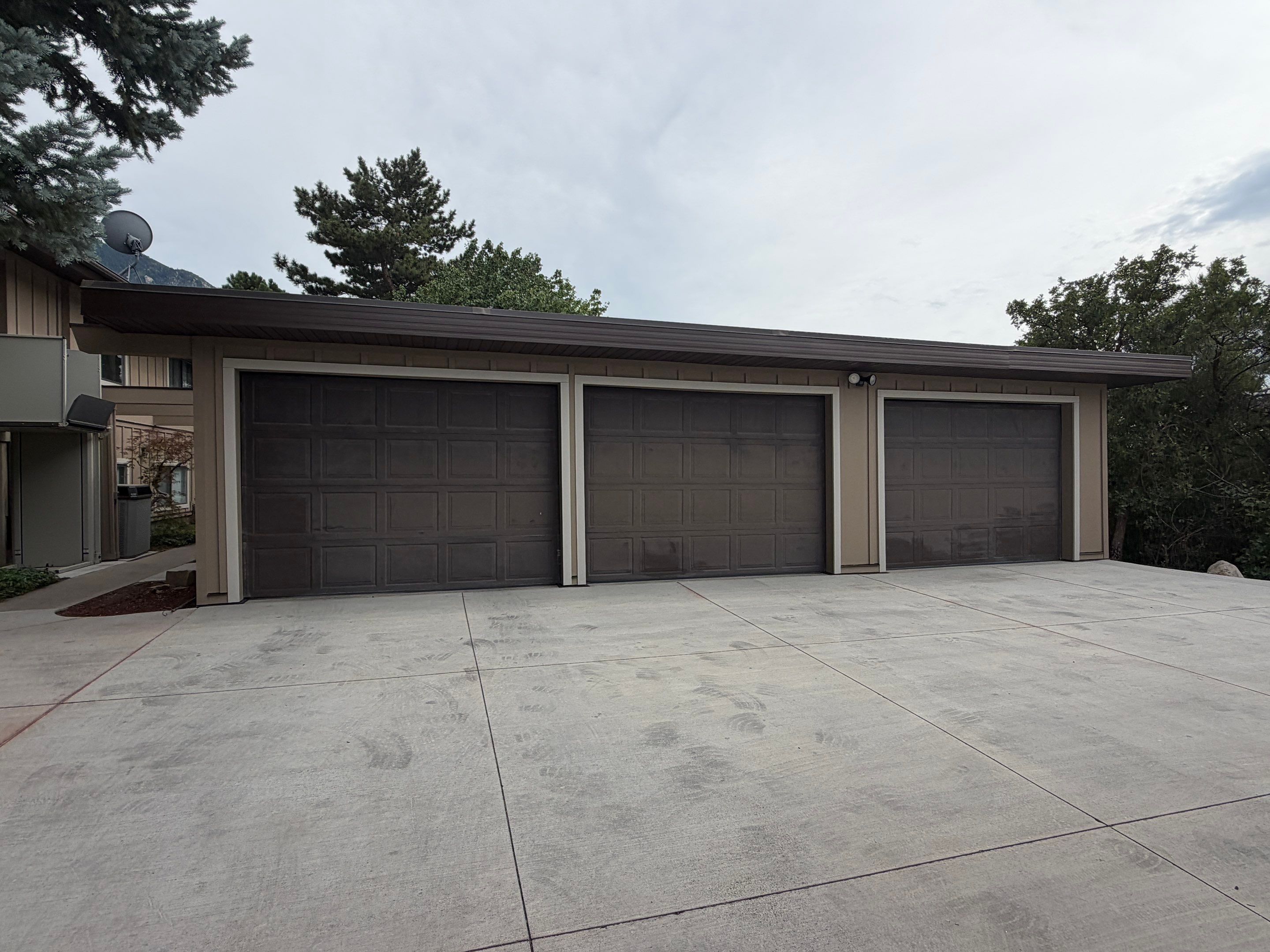 Whole House Siding Replacement and Exterior Renovation in Sandy by Ideal Siding Utah