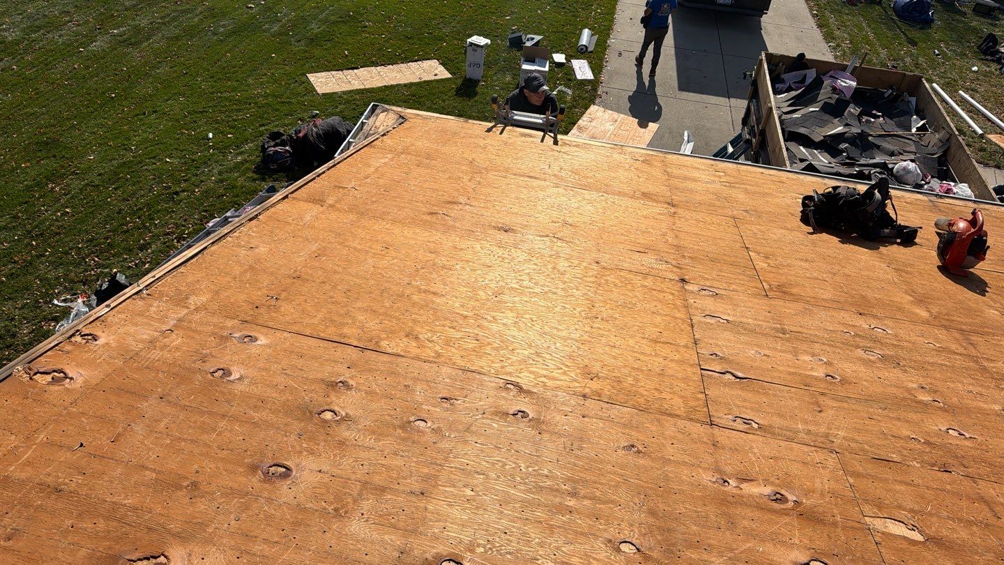 Roof Replacement using Owens Corning Onyx Black by 180 Contractors