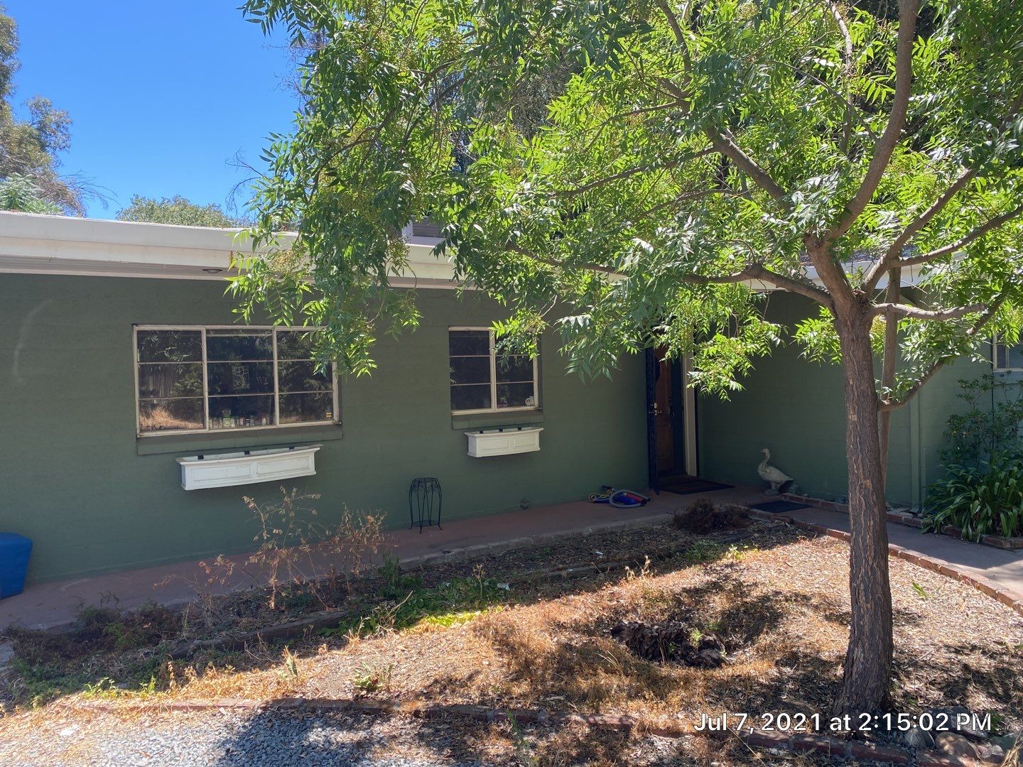 New spray insulation roof over tar and gravel with coatings by Straight Edge Roofing Inc