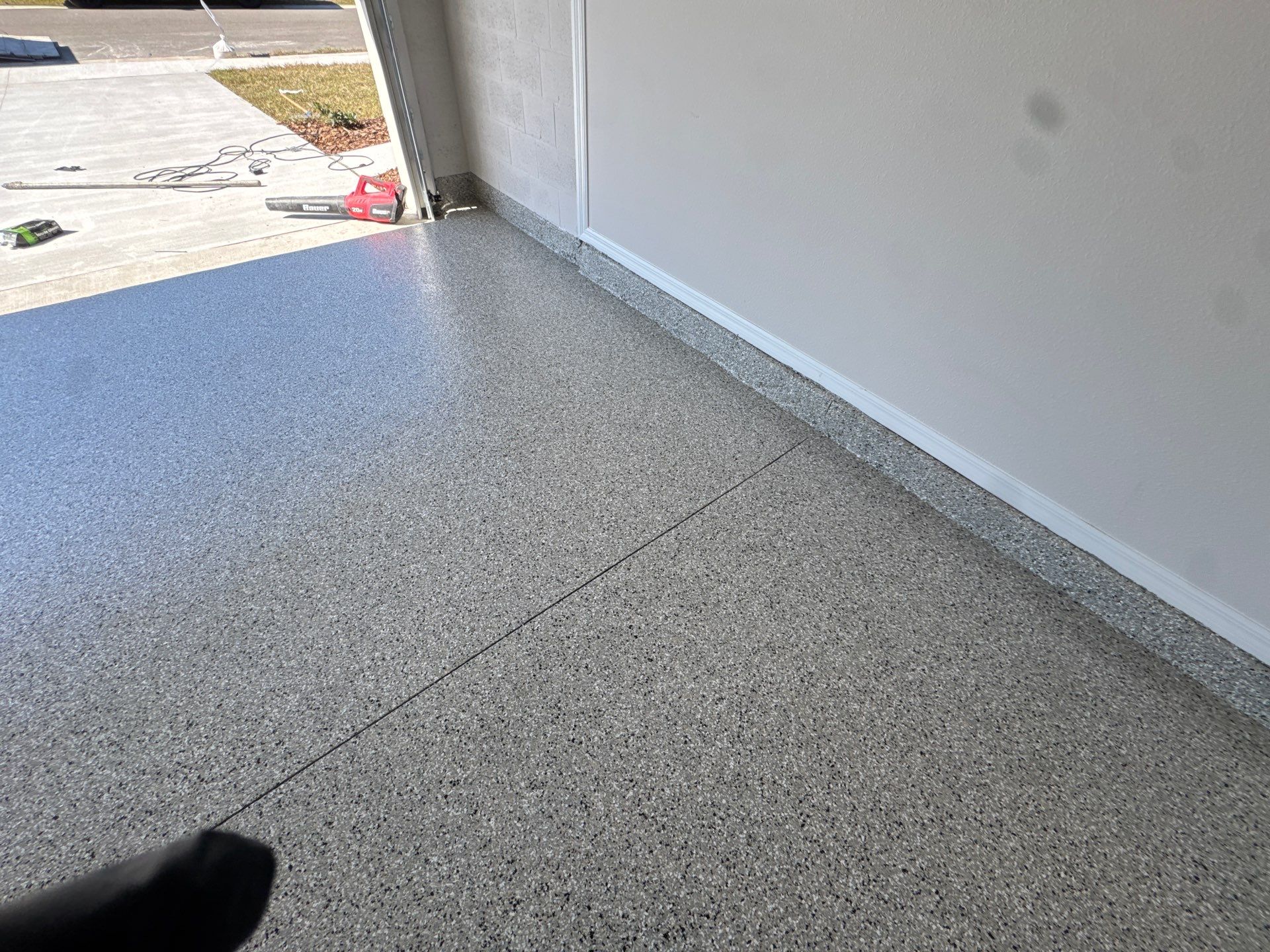 Shoreline Garage Floor Transformation by Performance Floors & Coating