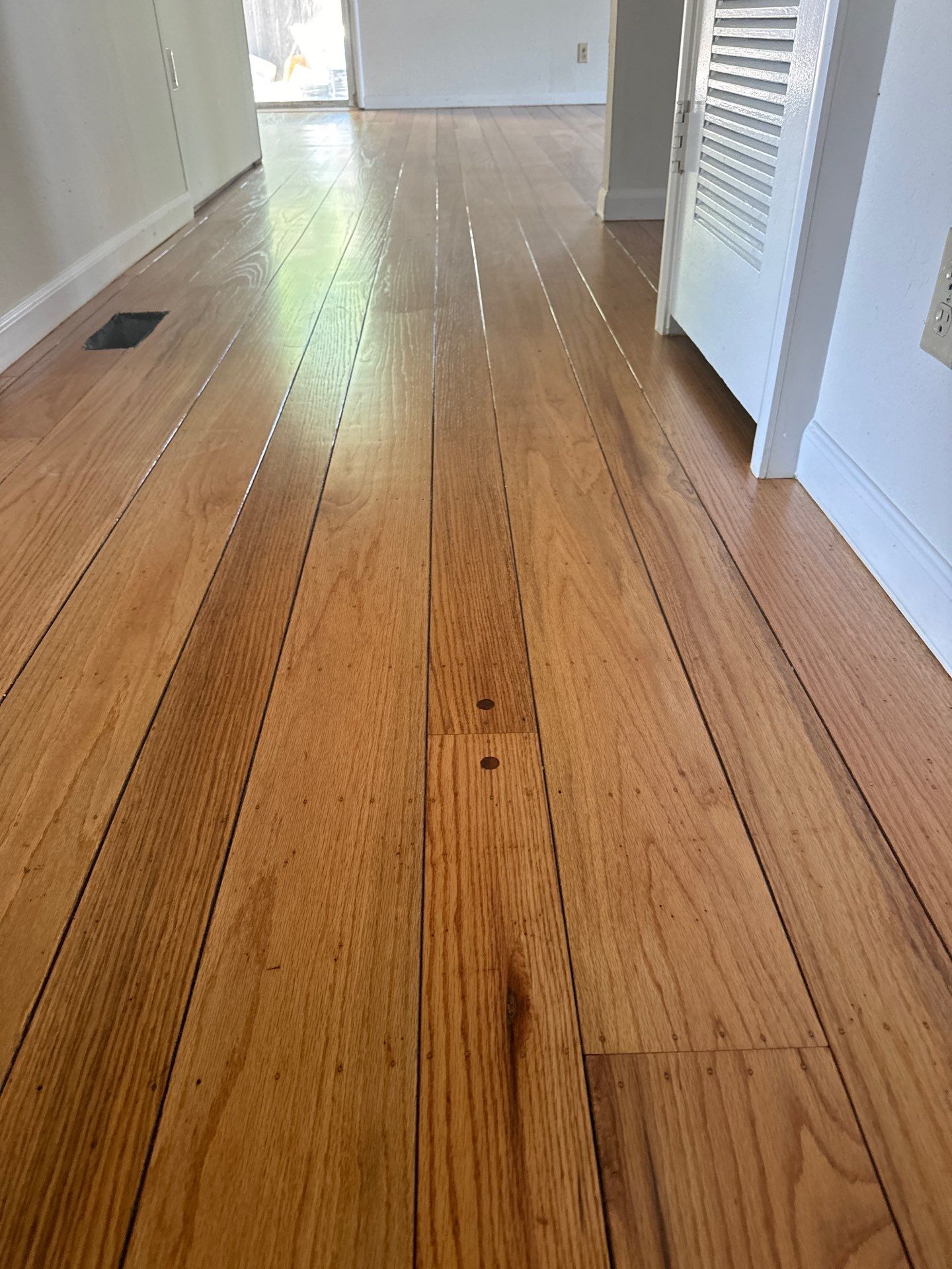 Complete transformation of Hardwood Flooring by Footprints Floors South Sacramento
