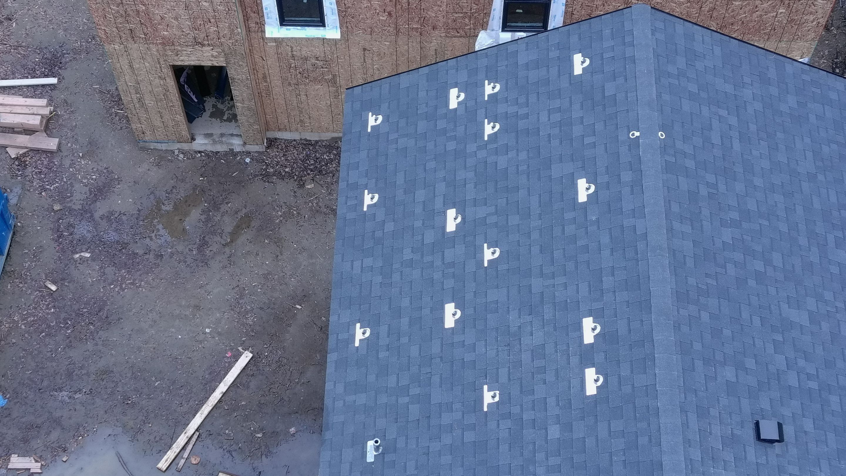 Scandinavian New Build by RoofWorks Northwest