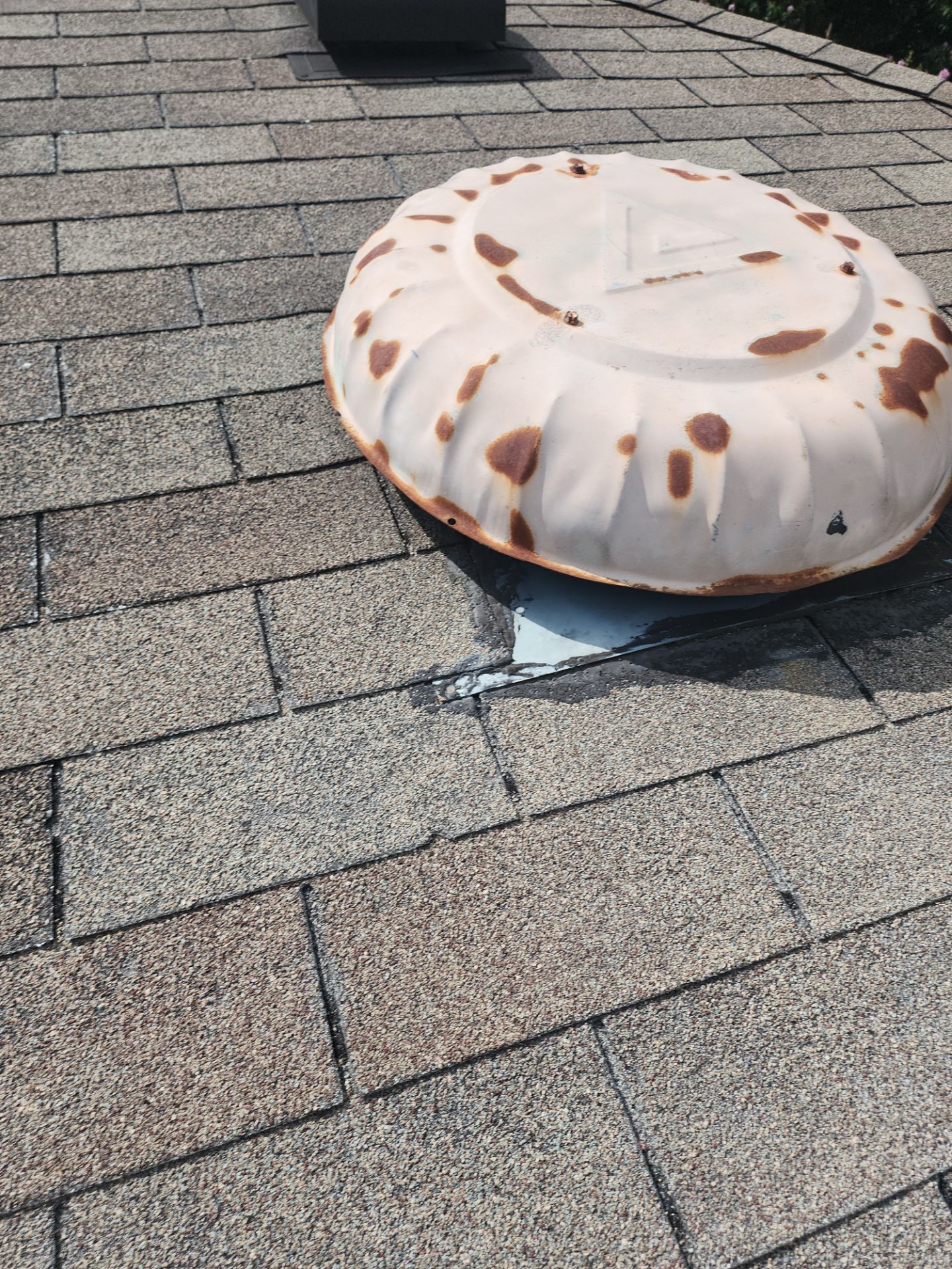Residential Roofing Installation using Owen's Corning Duration (Lifetime) Shingles by Roof Repair Company