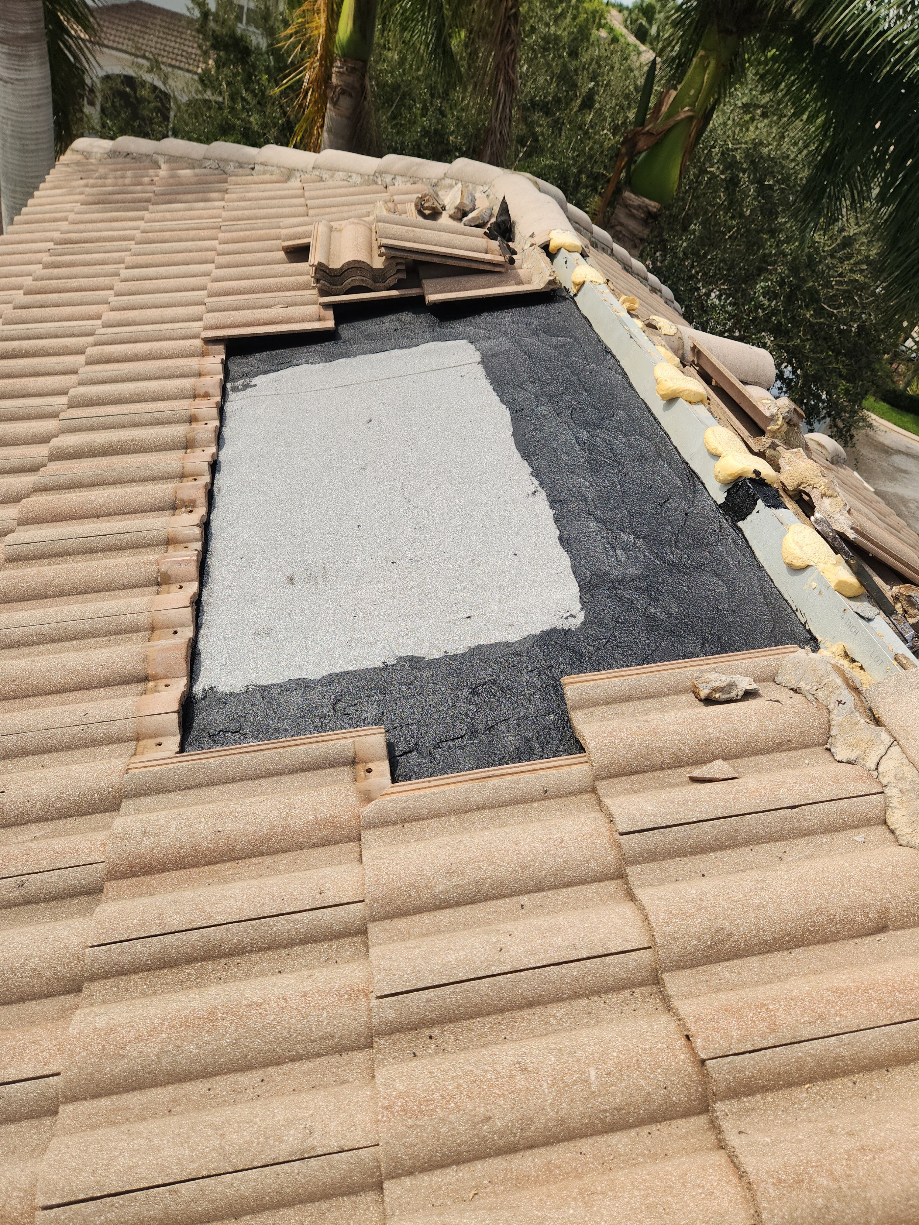 Tile Roof Repair in Boynton Beach – Fast, Transparent, and High-Quality Service by Aastro Roofing
