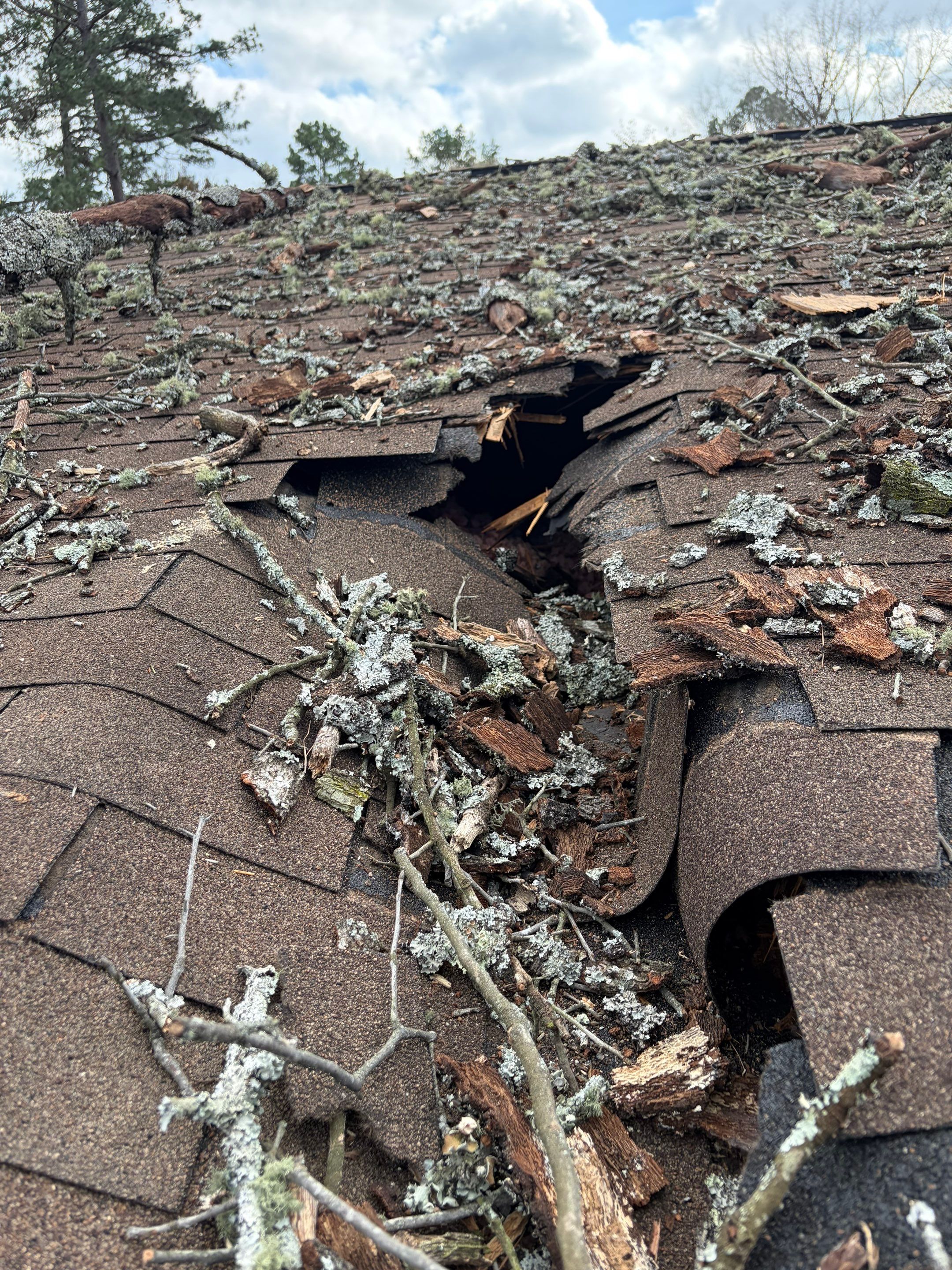 Full Roof Replacement and Storm Damage Restoration in Hot Springs by Temple Roofing and Exteriors