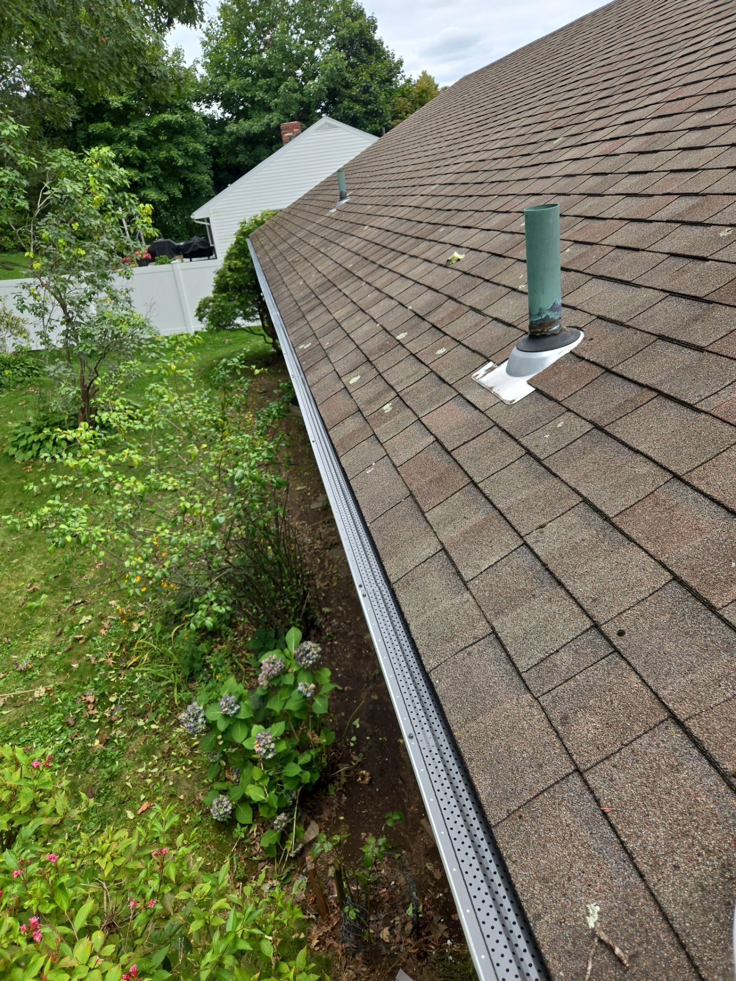 Siding Installation using CertainTeed Monogram Vinyl Siding - D4 - Granite Gray by A Plus Exterior