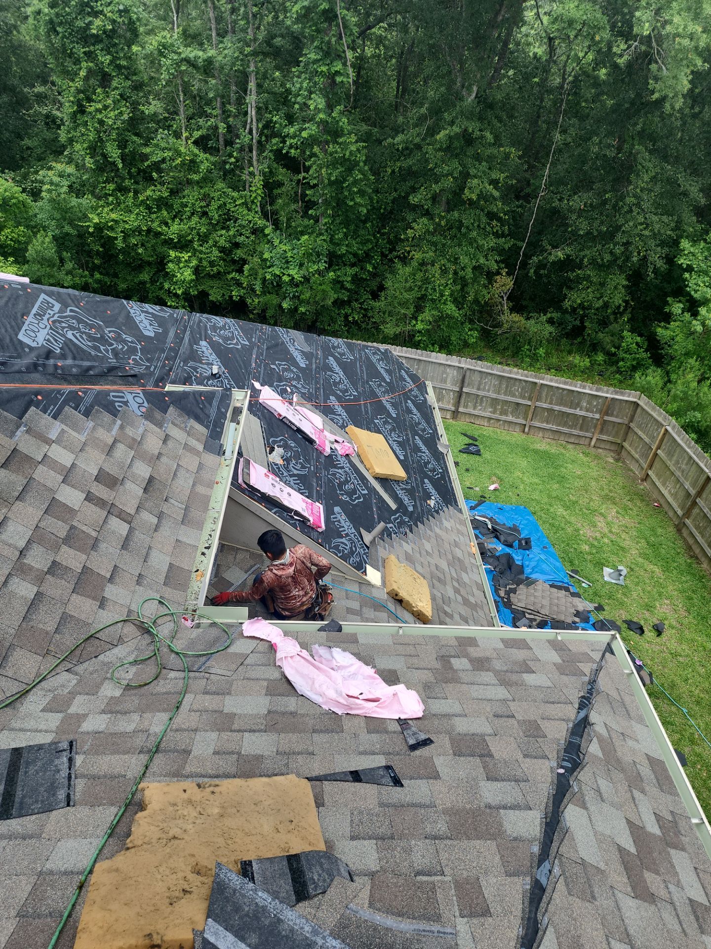 Residential Roofing Installation using Owen's Corning Duration (Lifetime) Shingles by Roof Repair Company