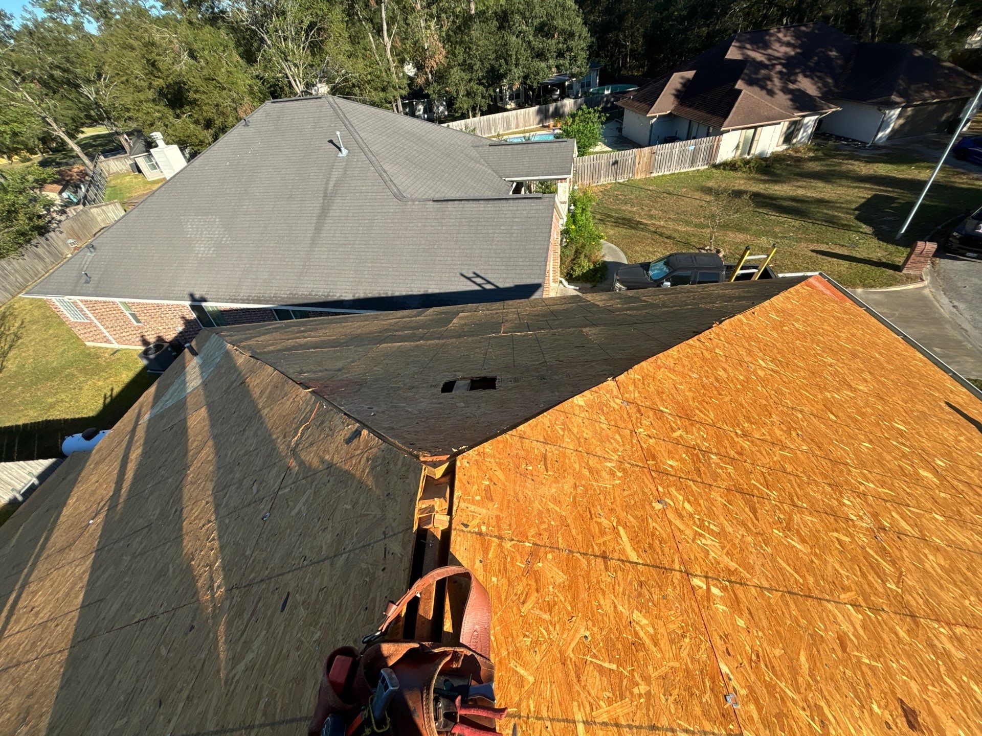 Residential Roofing Installation using Owen's Corning Duration (Lifetime) Shingles by Roof Repair Company