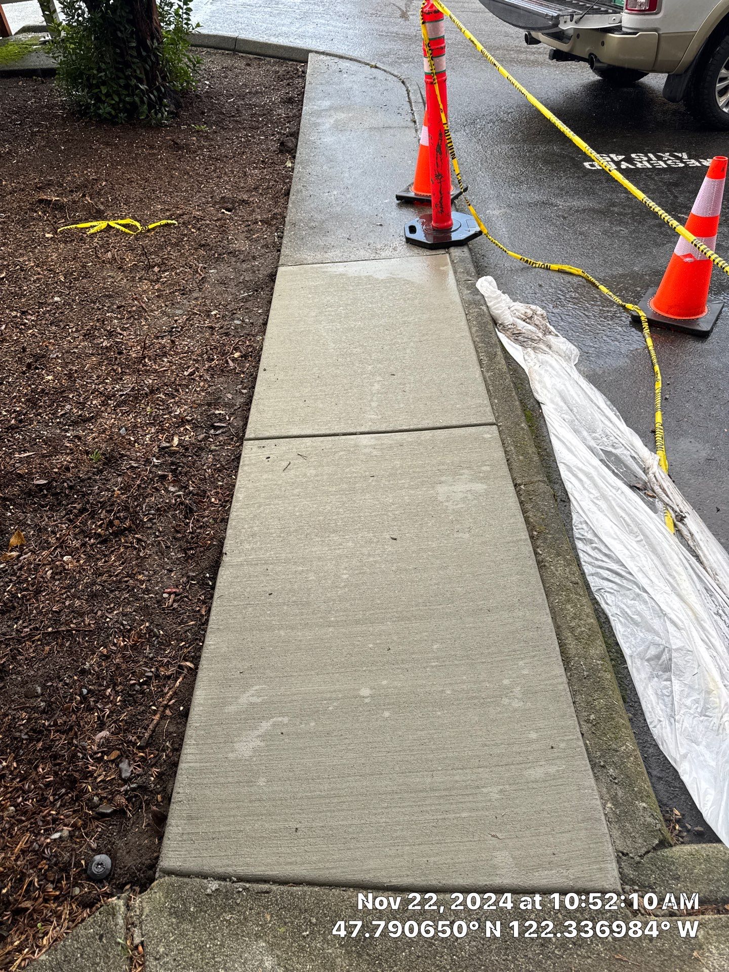 Concrete Sidewalk & Walkway |  by Jireh Asphalt & Concrete Inc 