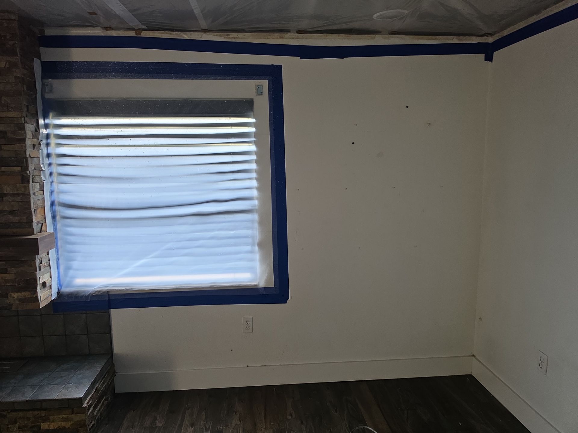 Windstorm Damage & Multi-Room Water Mitigation in St. Petersburg by Right On Time Restoration