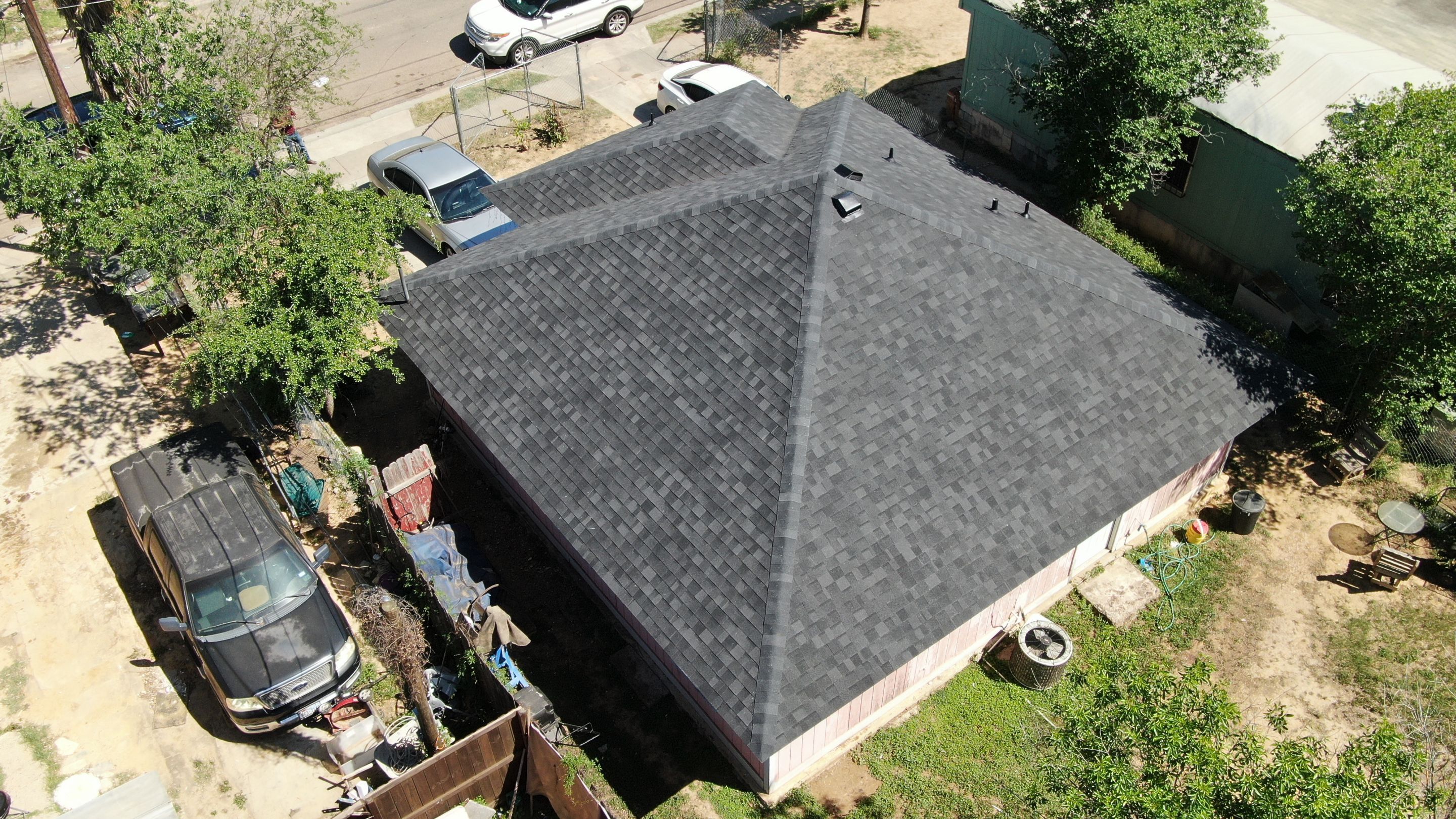 Residential Roofing Installation using Owens Corning - Oakridge by JM Flores Roofing & Construction, Inc