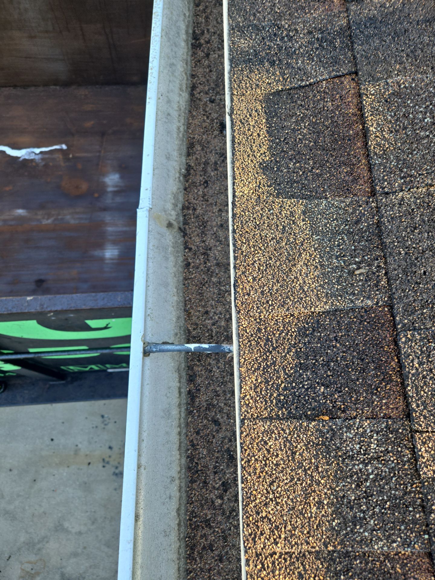 Project in Largo 33773 by Mitchell Roofing Company LLC 