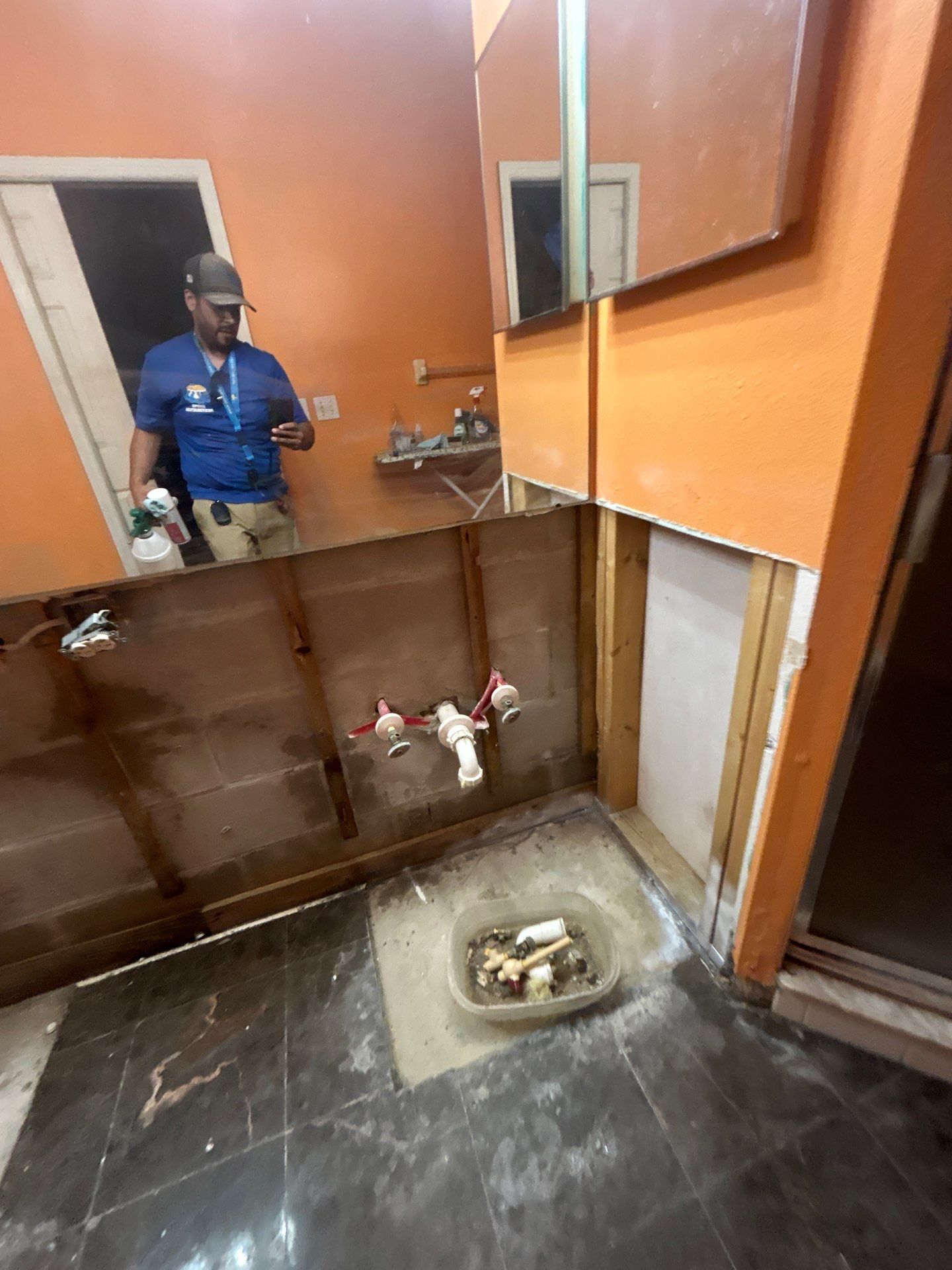 Mold Inspection & Removal In Riverview, FL by Ampm Restoration Services