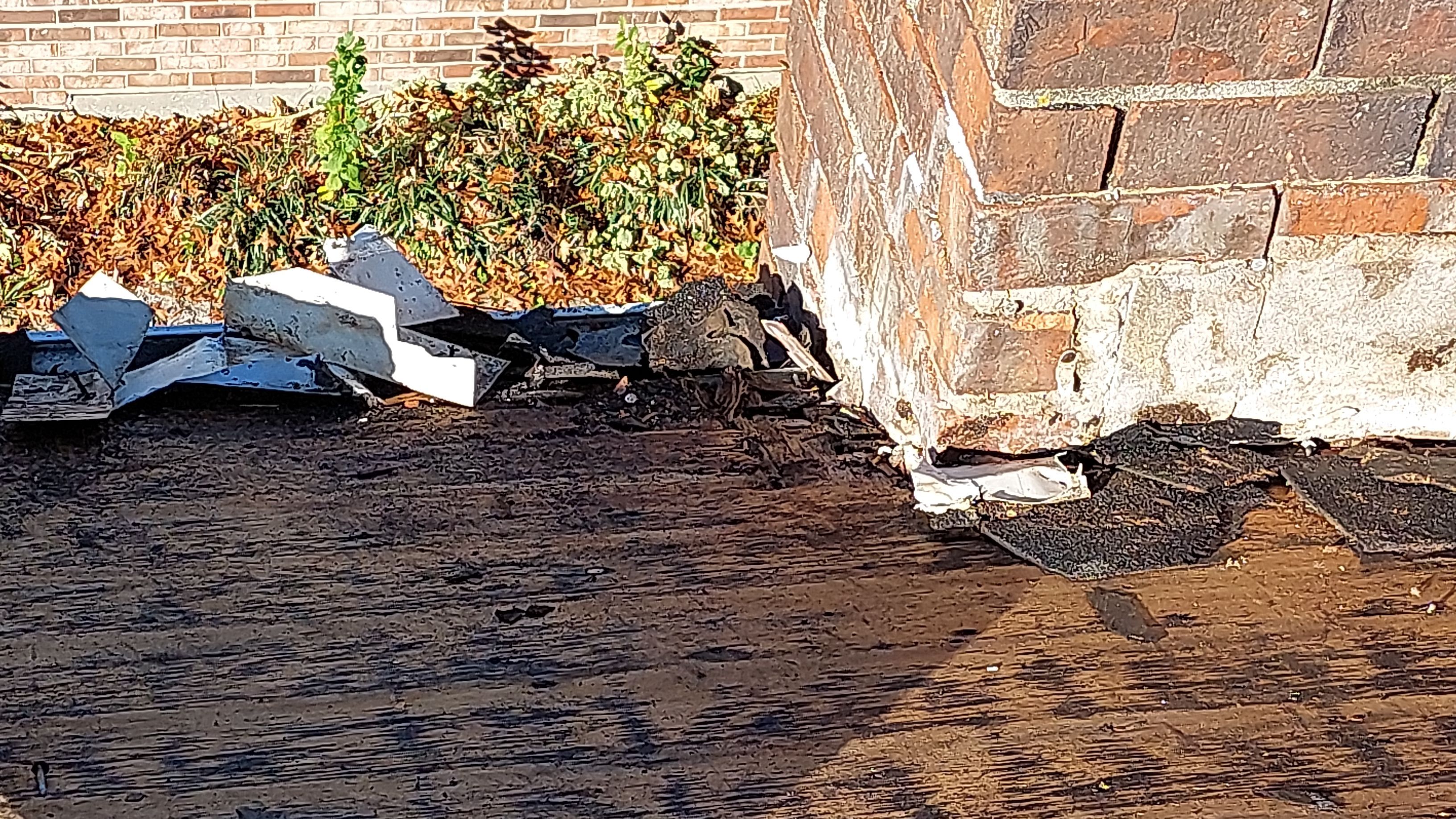 Liberty Township - Pristine Black by Tamlin Roofing