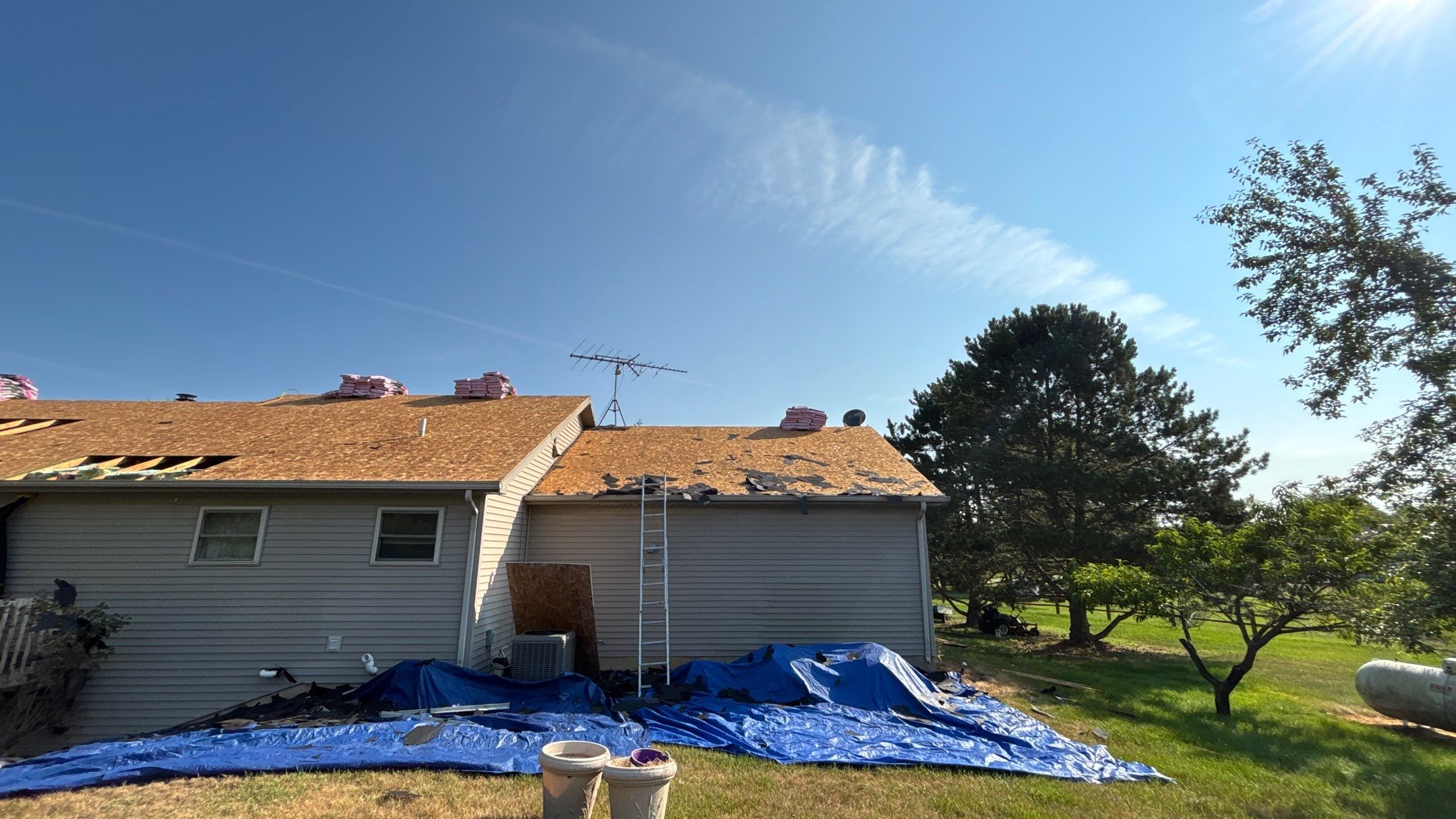 Roof Replacement using Owens Corning Tru Definitions by 180 Contractors