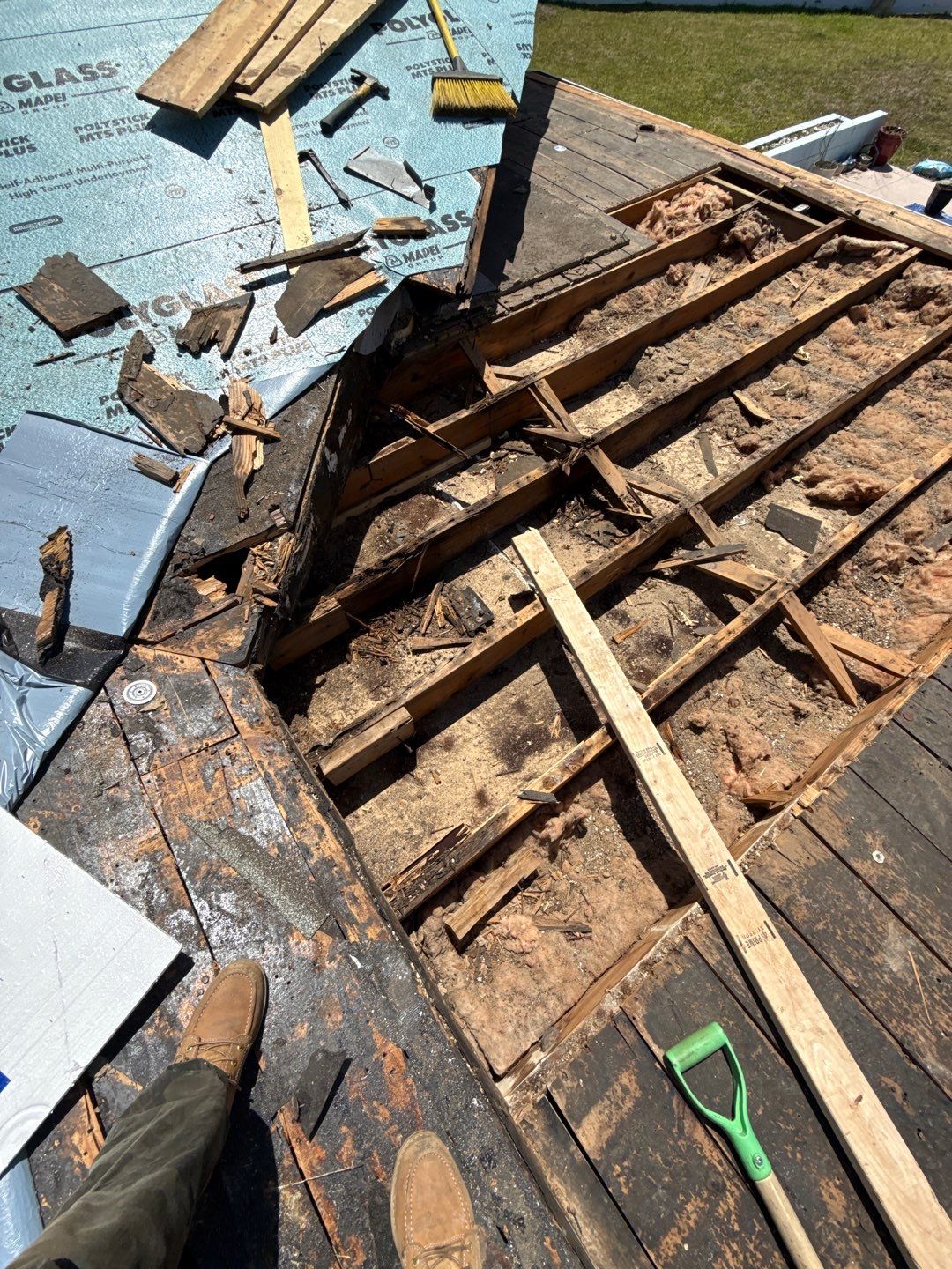 Project in St. Petersburg 33712 by Mitchell Roofing Company LLC 
