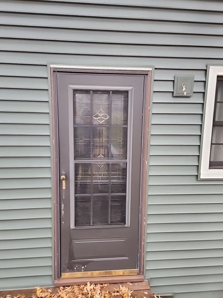 Siding Installation using Spruce Exterior Portfolio Vinyl Siding by EEC Windows, Siding & Roofing