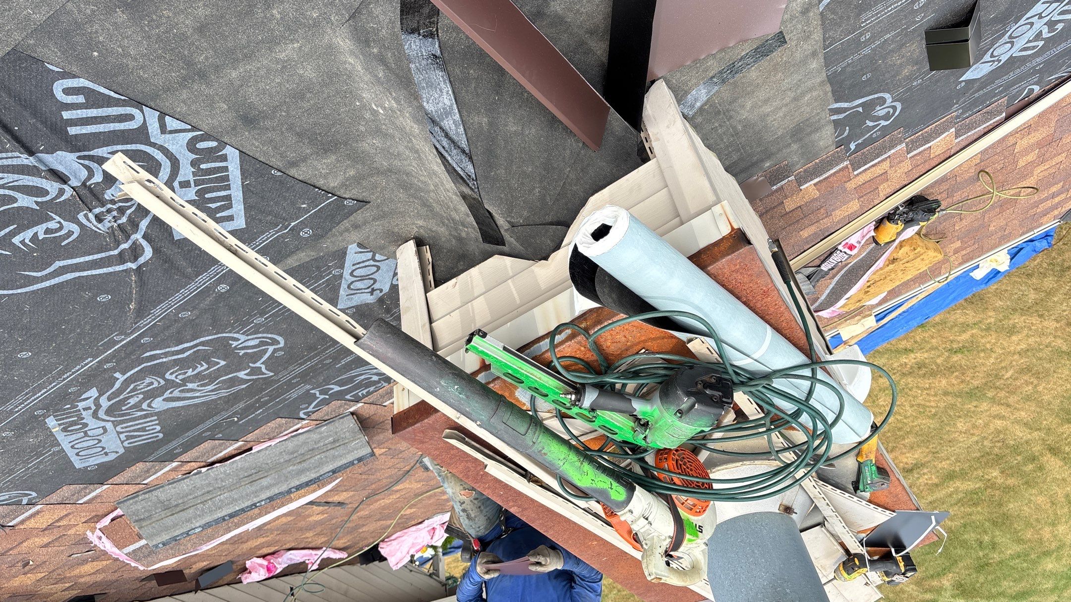 Roof Replacement using Owens Corning Tru Definitions by 180 Contractors