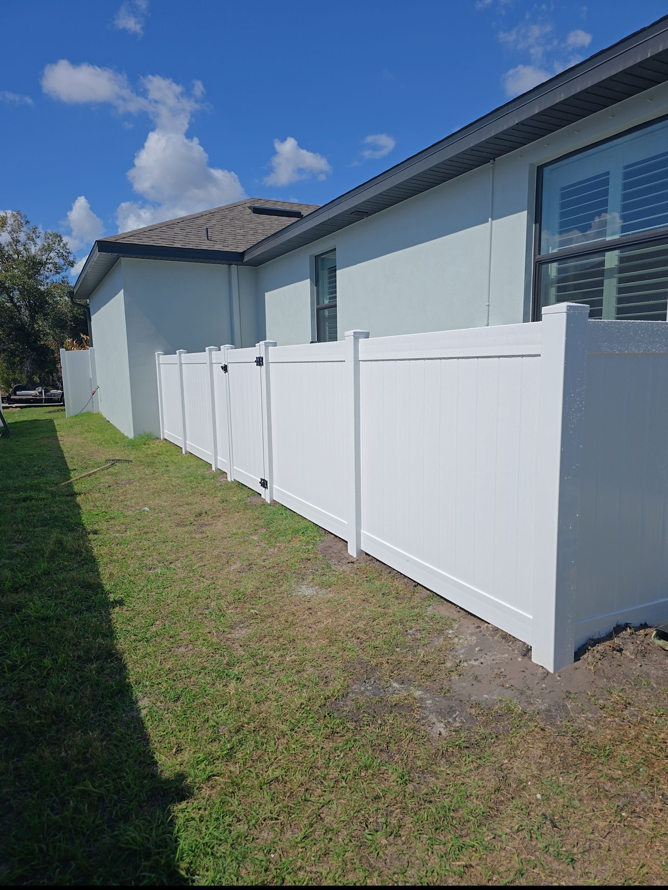 Vinyl Fence Install in Port Charlotte by True Fence LLC