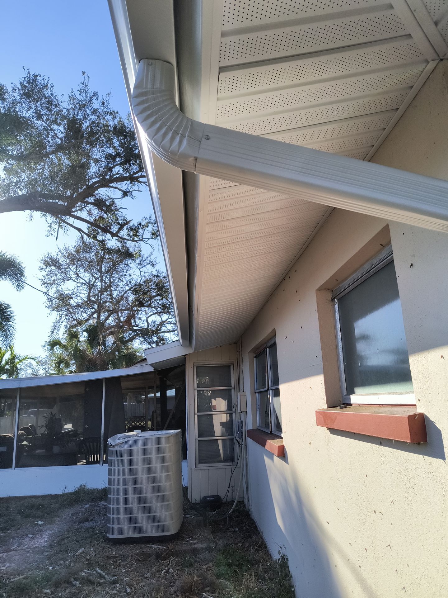 White Soffit and Fascia Upgrade in Sarasota FL by Gutter Professors