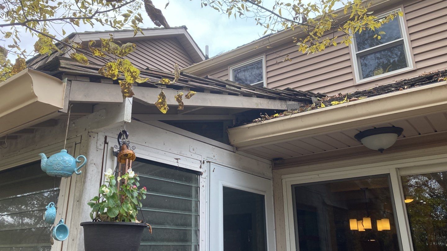 Residential Roofing Installation using OC OakRidge by EEC  Windows, Siding & Roofing 
