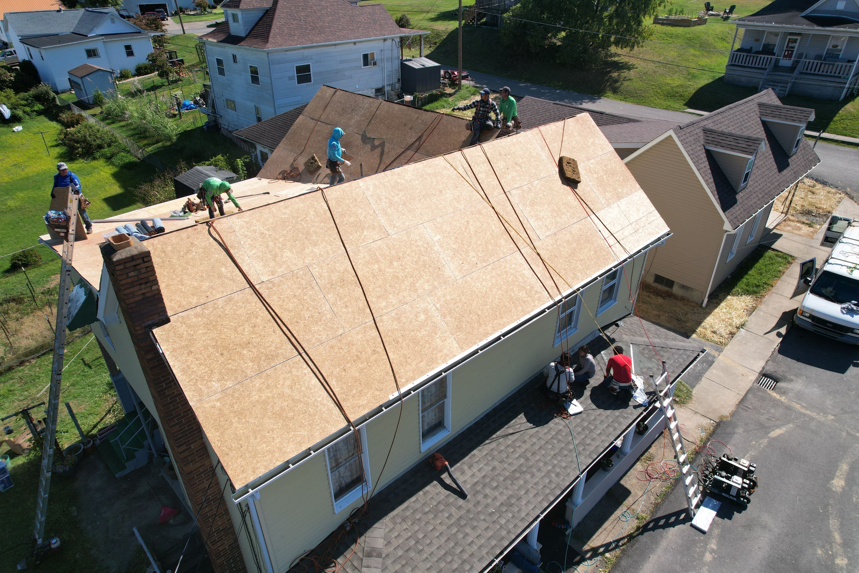 Residential Roofing Installation using GAF Timberline HDZ Weatherer Wood by Rainstoppers Roofing