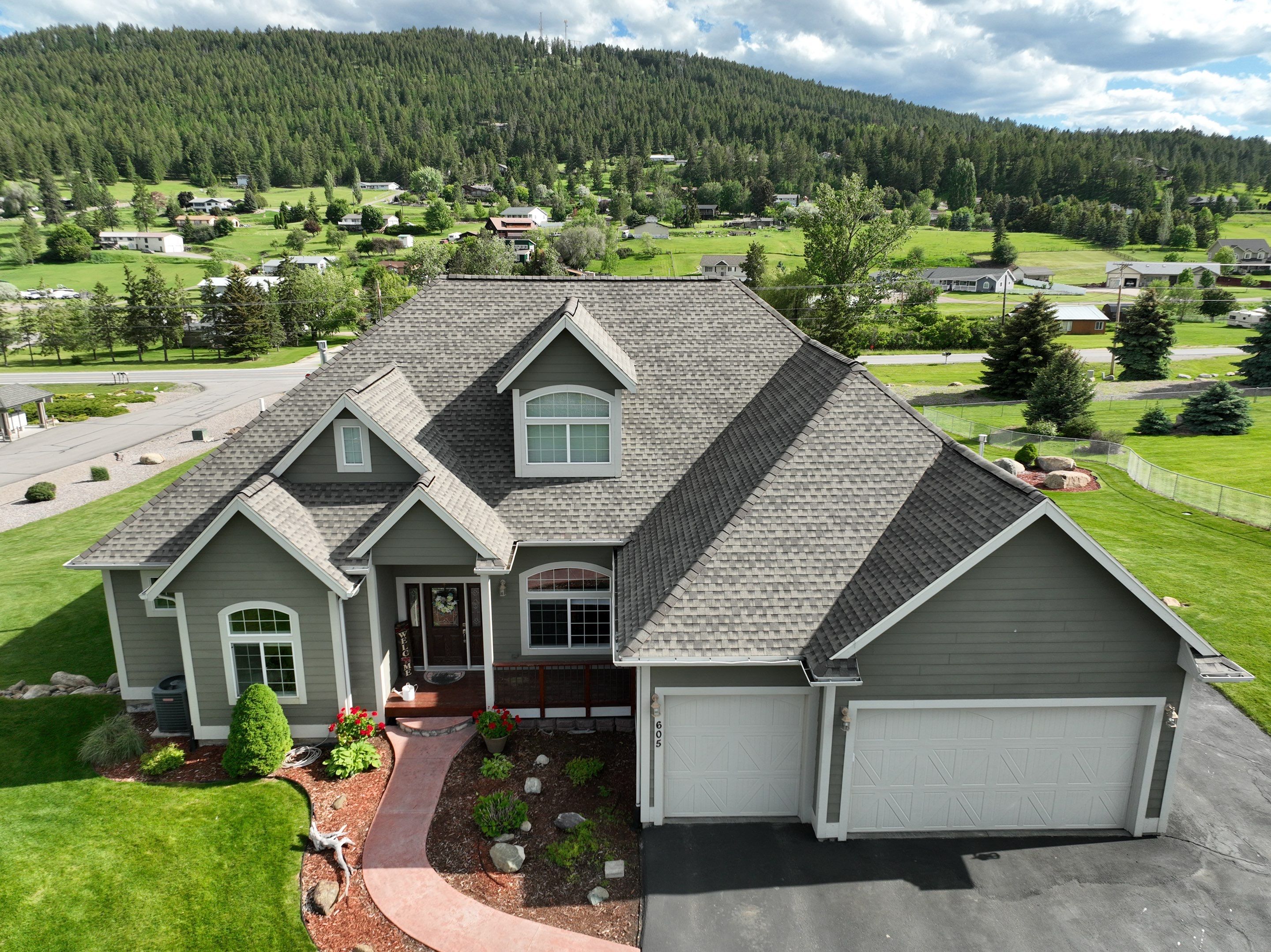 GAF Timberline HDZ - Weathered Wood by Montana Roofing Solutions