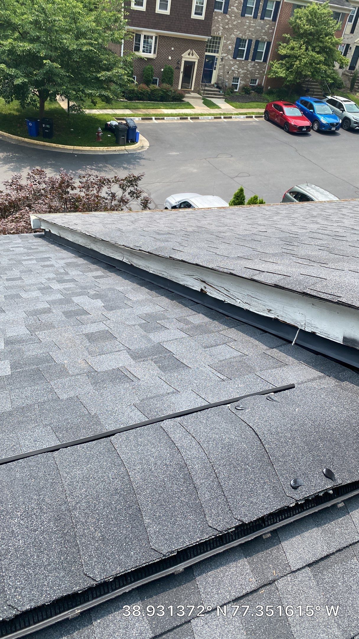 Reston: CertainTeed Landmark Pro Architectural Shingles in Max Def Moire Black by RM Banning, Inc.
