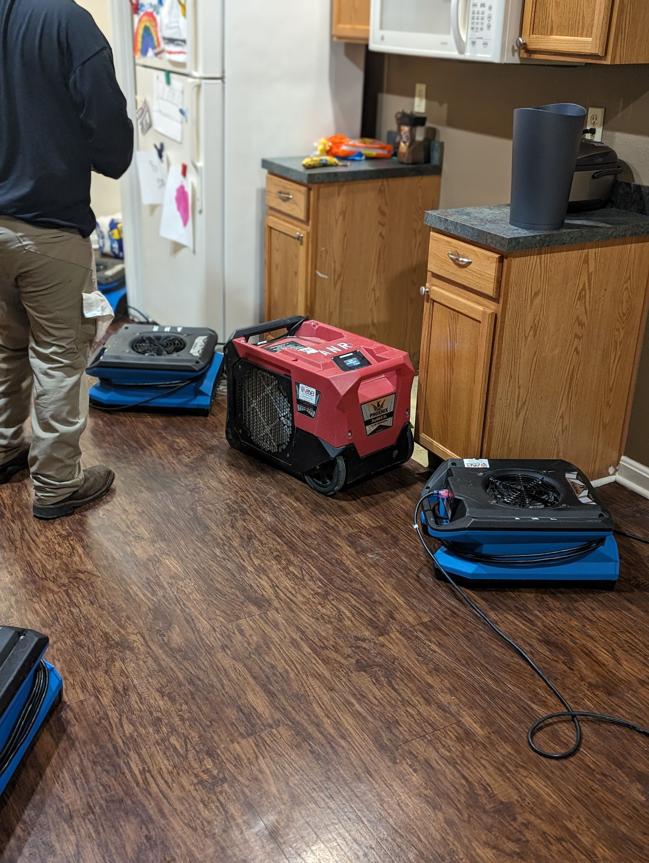 Emergency Service Water Mitigation in Louisville, KY by ANR Restoration