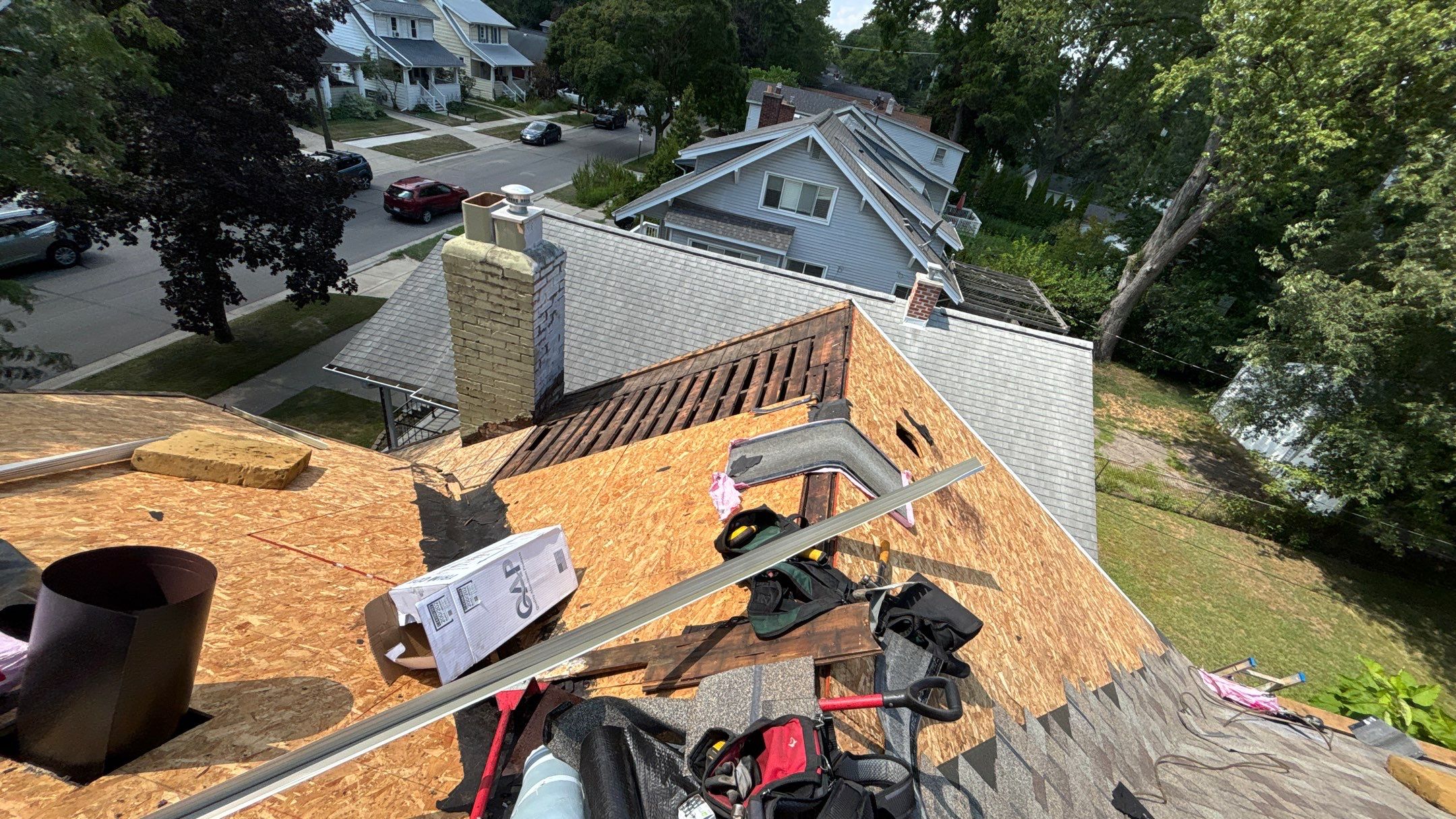 Roof Replacement using Owens Corning Driftwood by 180 Contractors